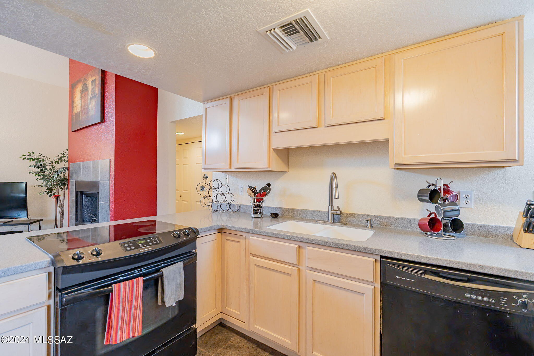 5051 N Sabino Canyon 2165