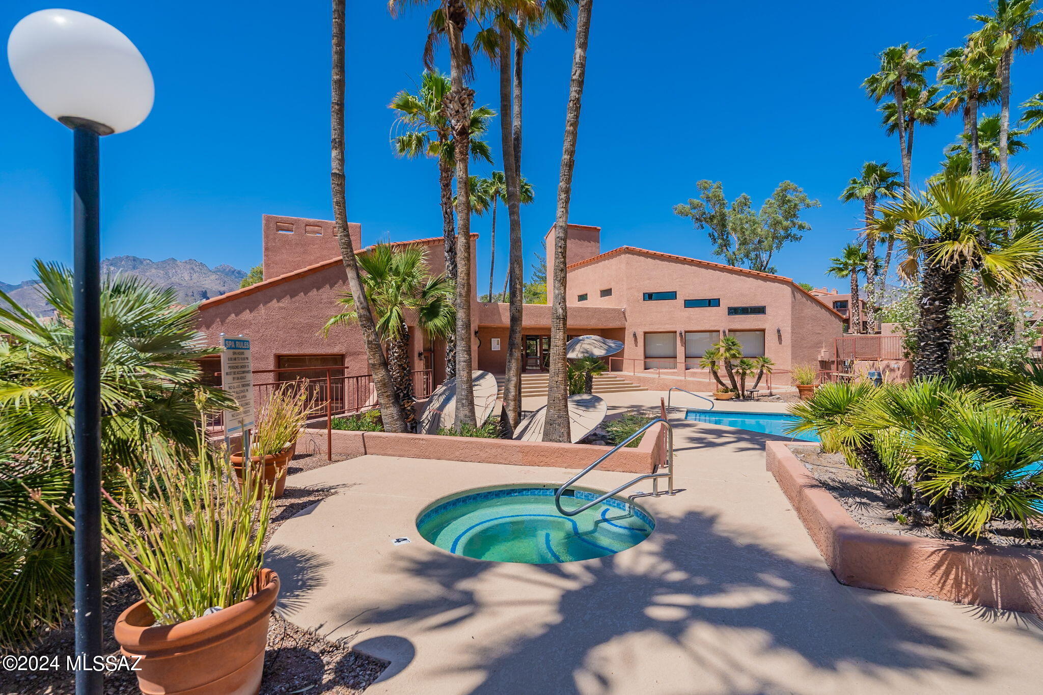 5051 N Sabino Canyon 2165