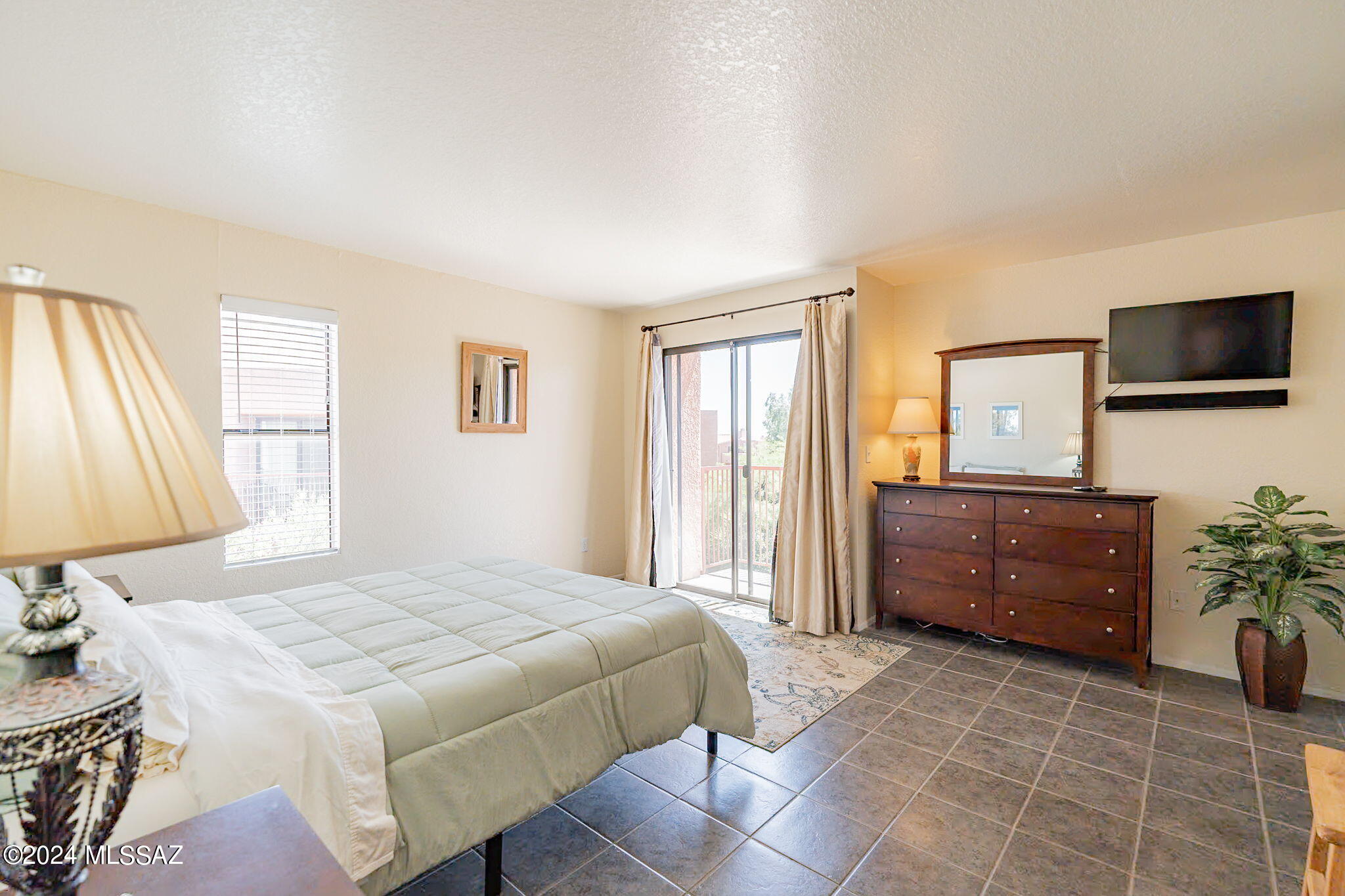 5051 N Sabino Canyon 2165