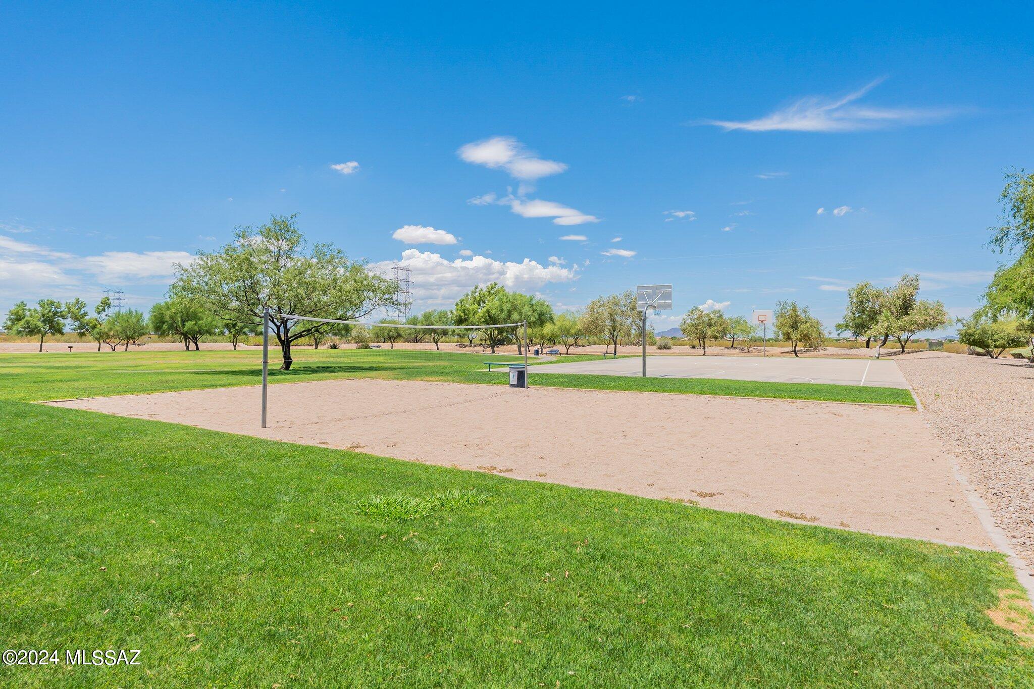 5093 E Kittentails Drive