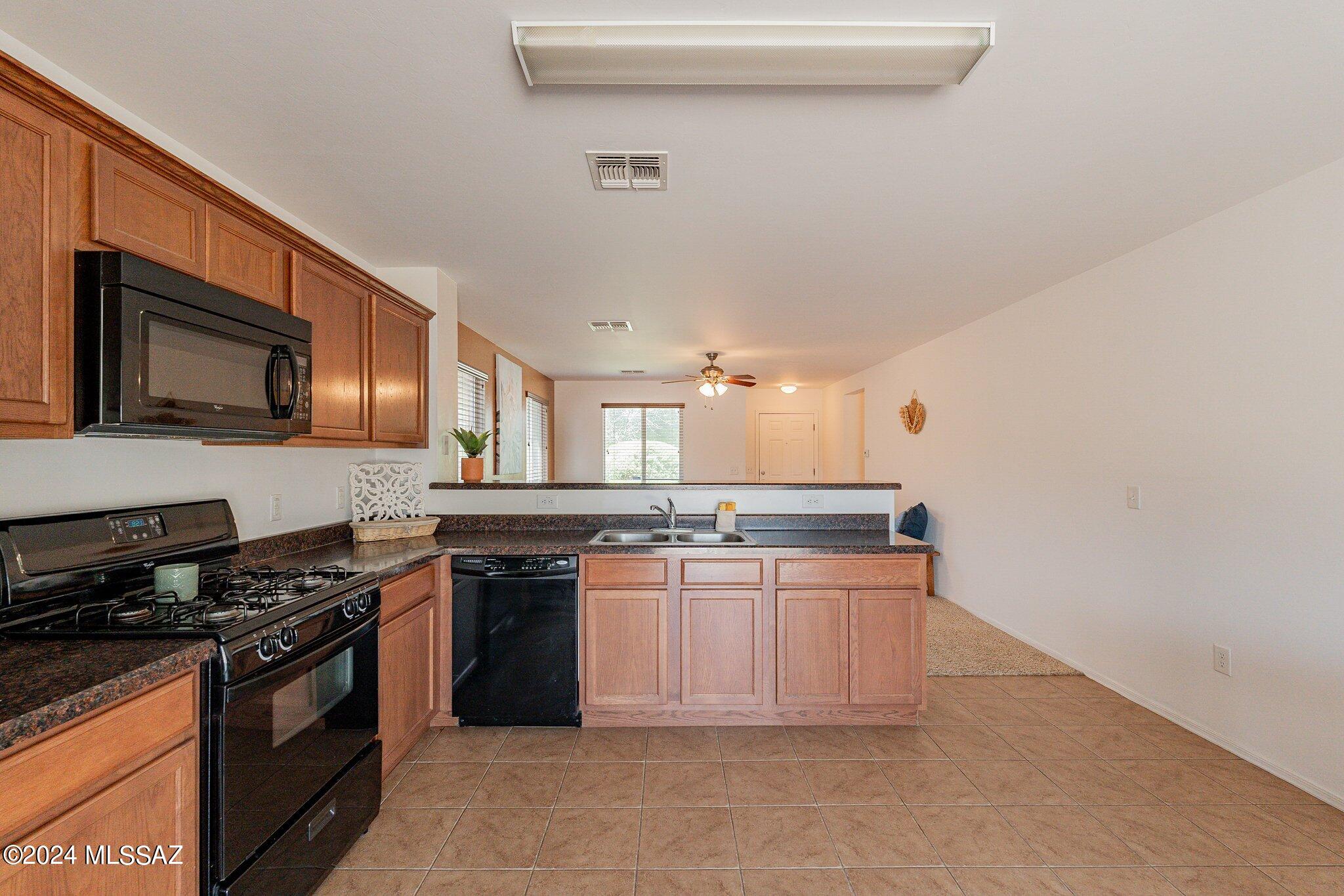 5093 E Kittentails Drive