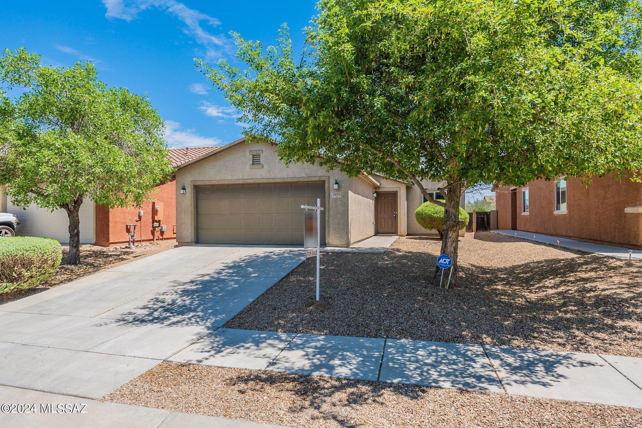 5093 E Kittentails Drive