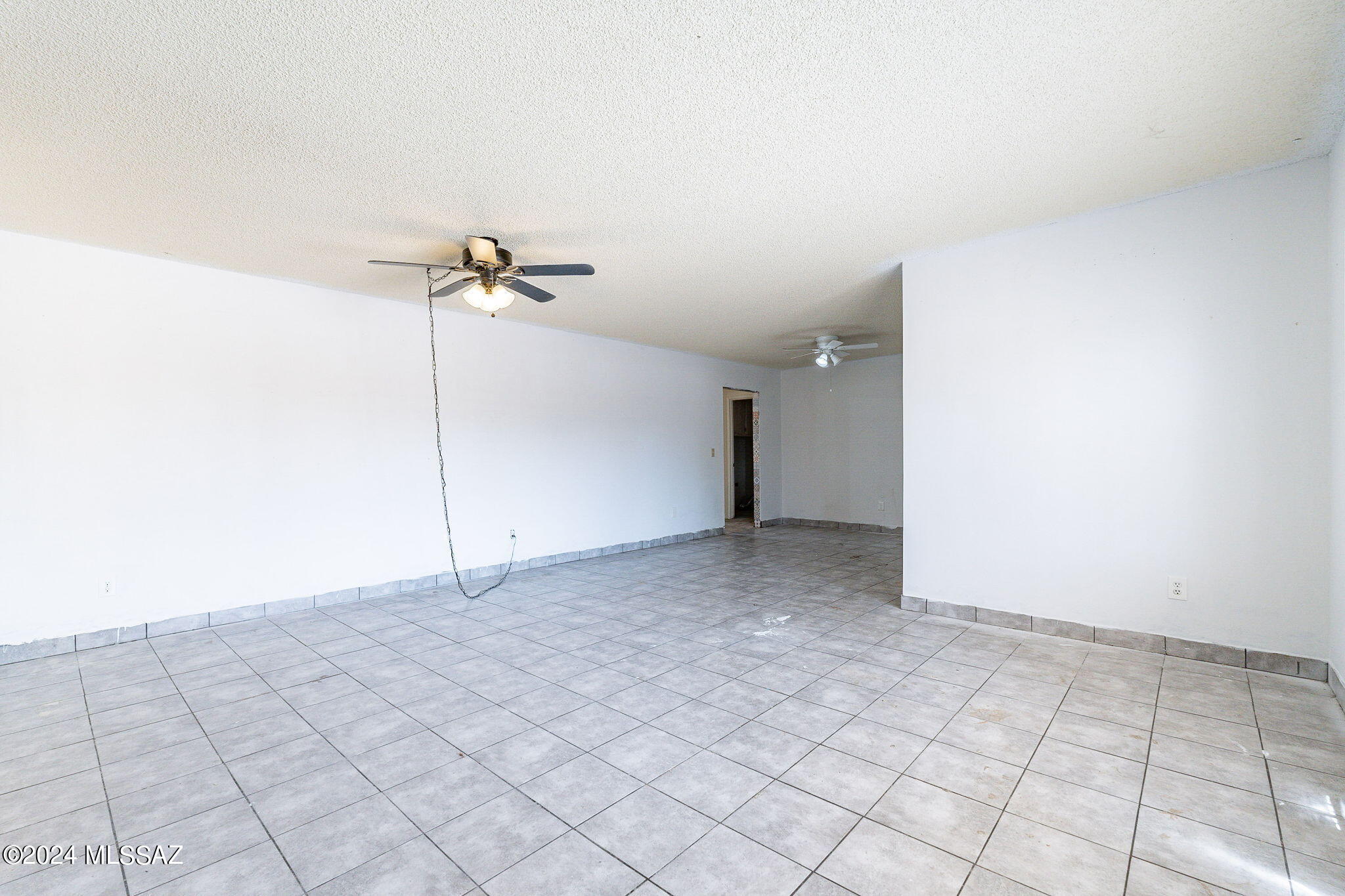 947 N Larry Place