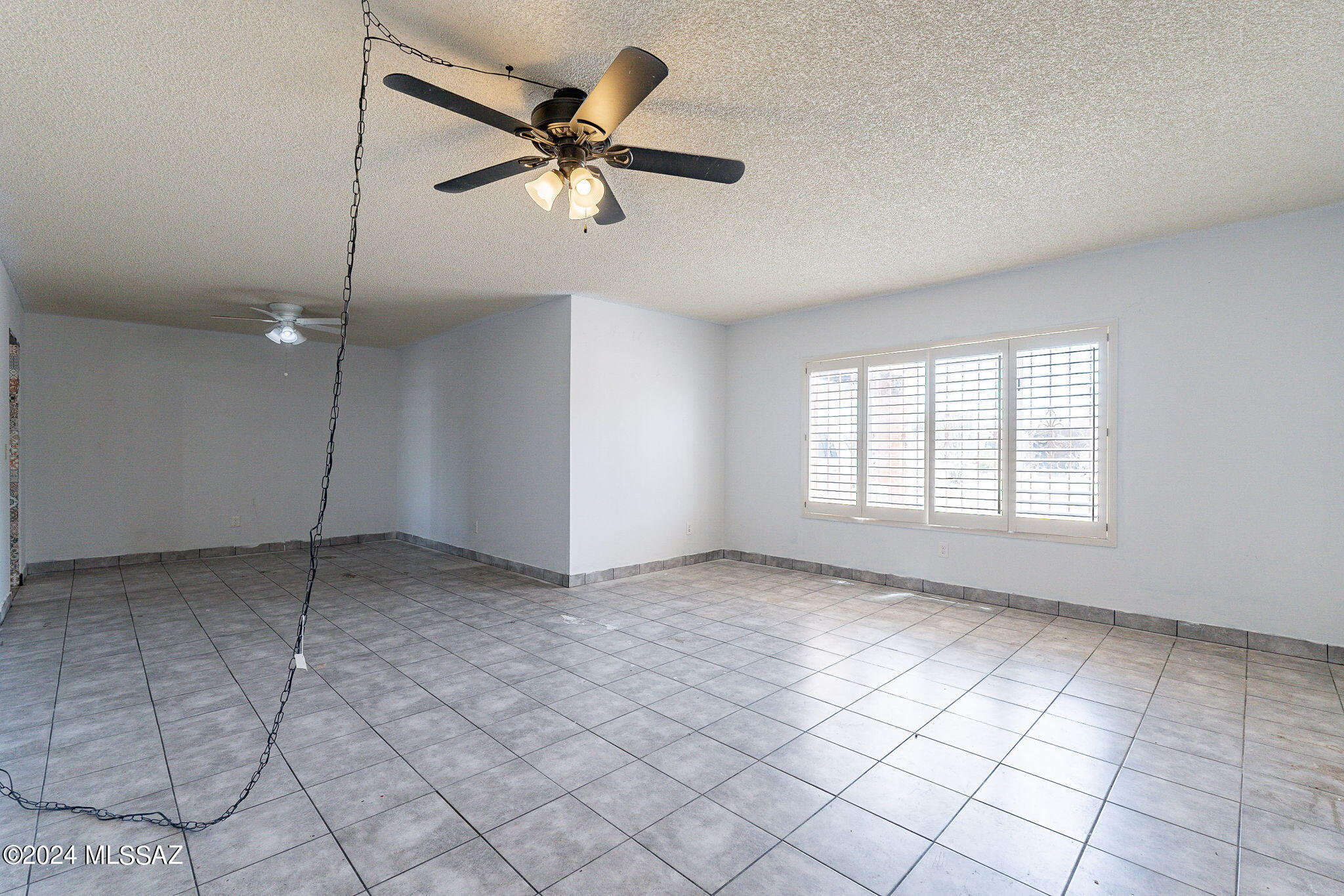 947 N Larry Place