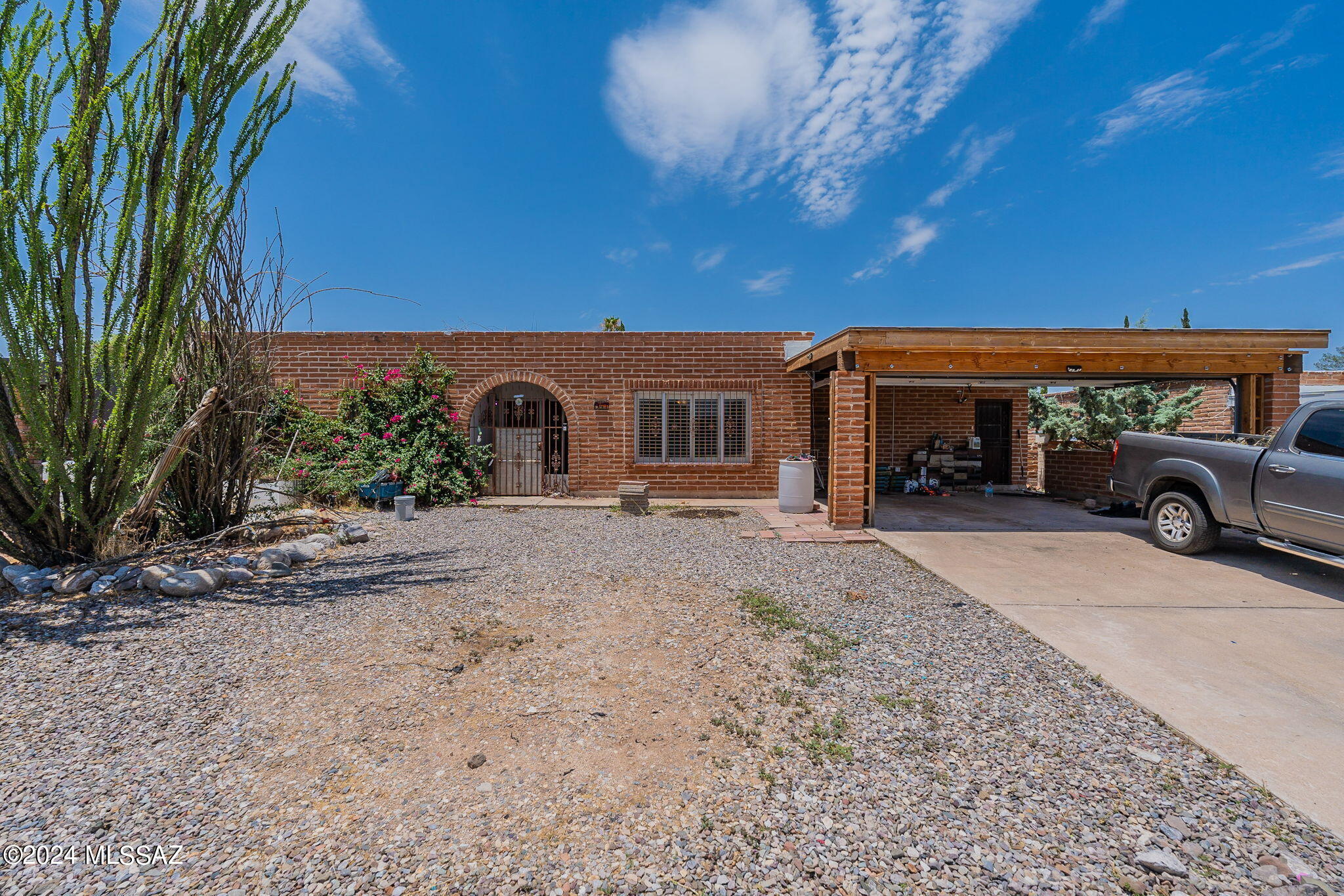 947 N Larry Place