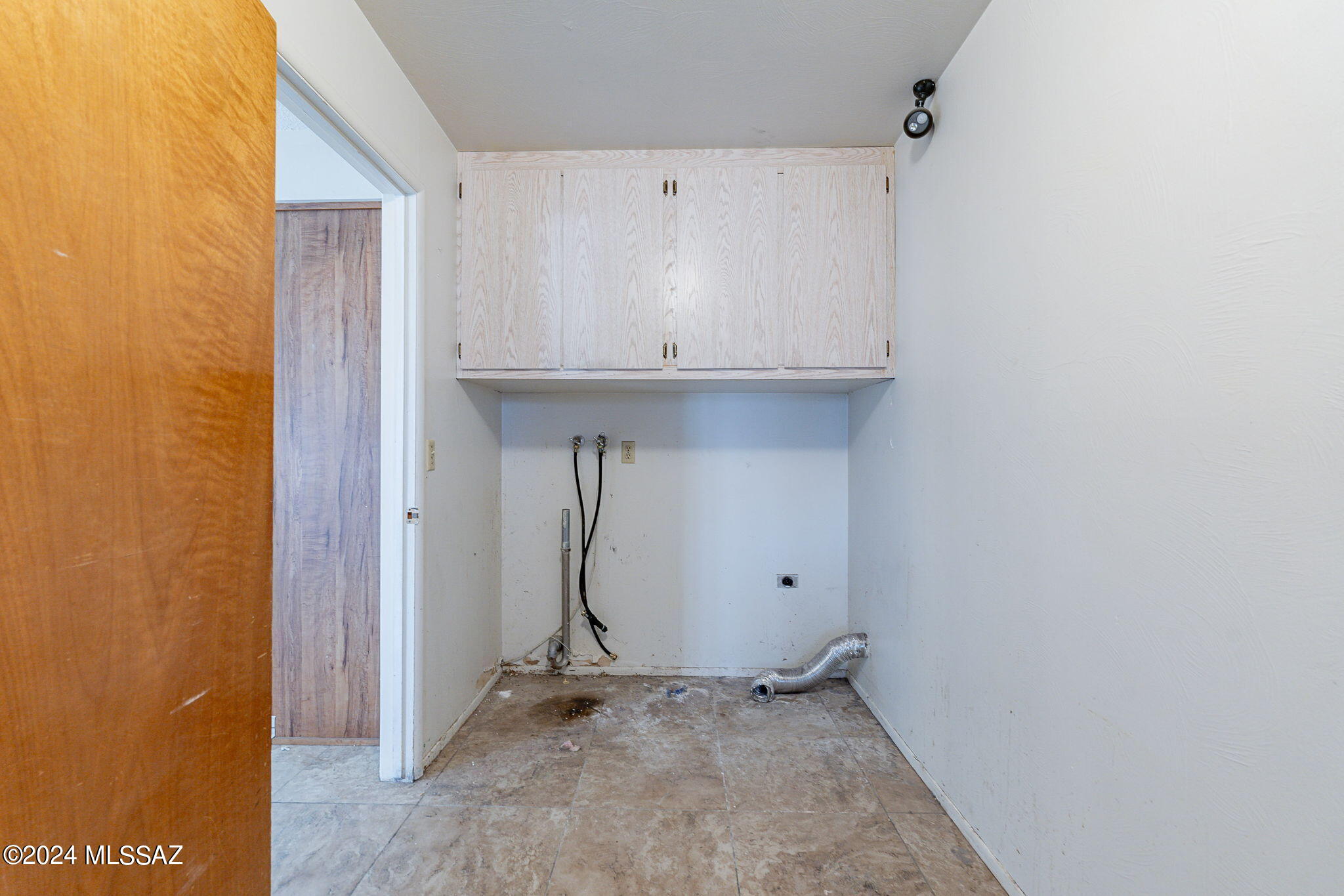 947 N Larry Place