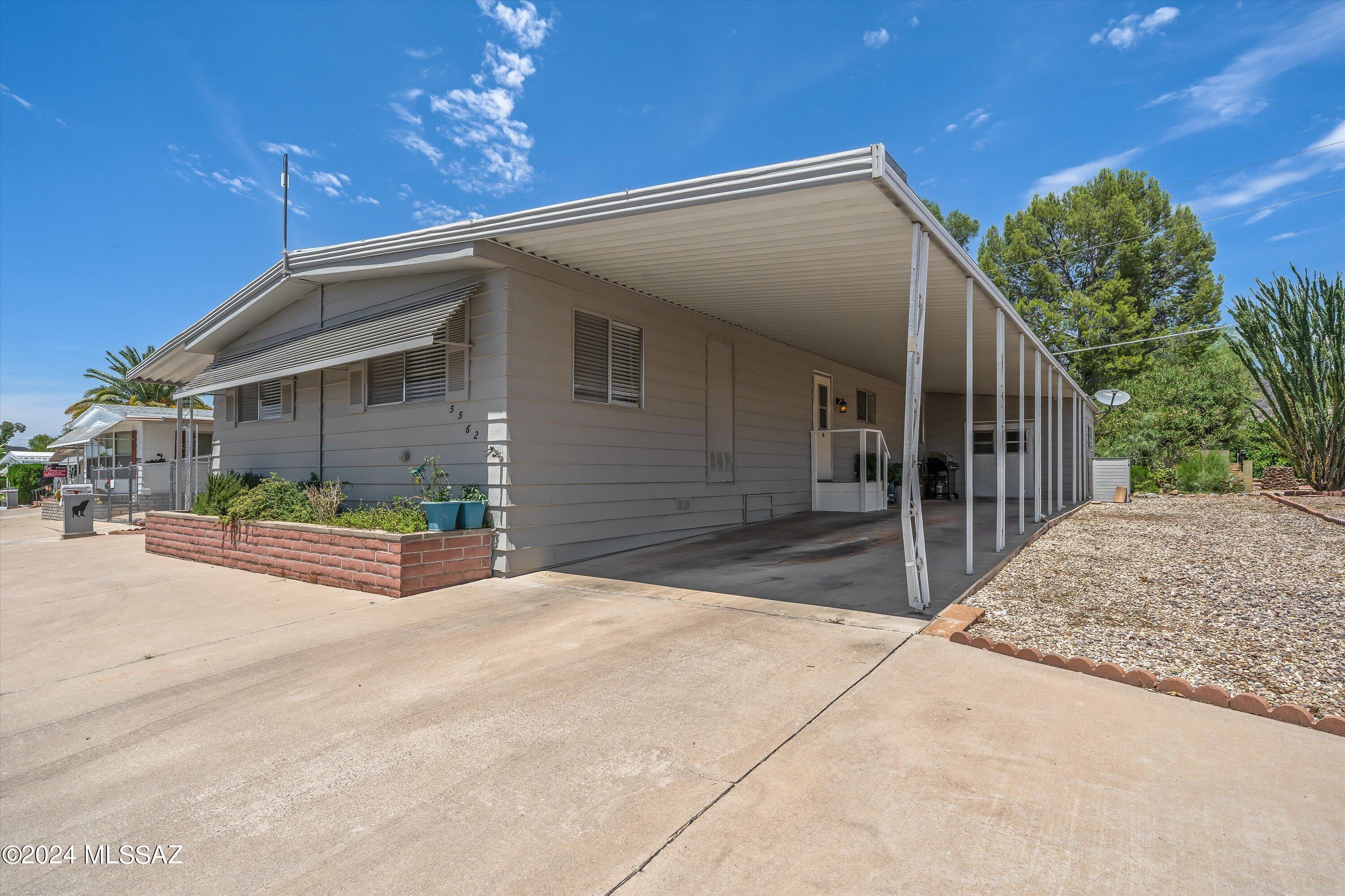 5562 W Circle Z Street