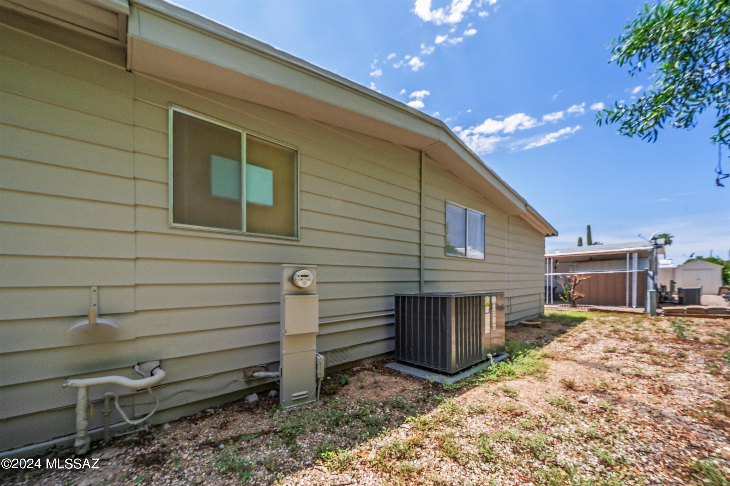5562 W Circle Z Street