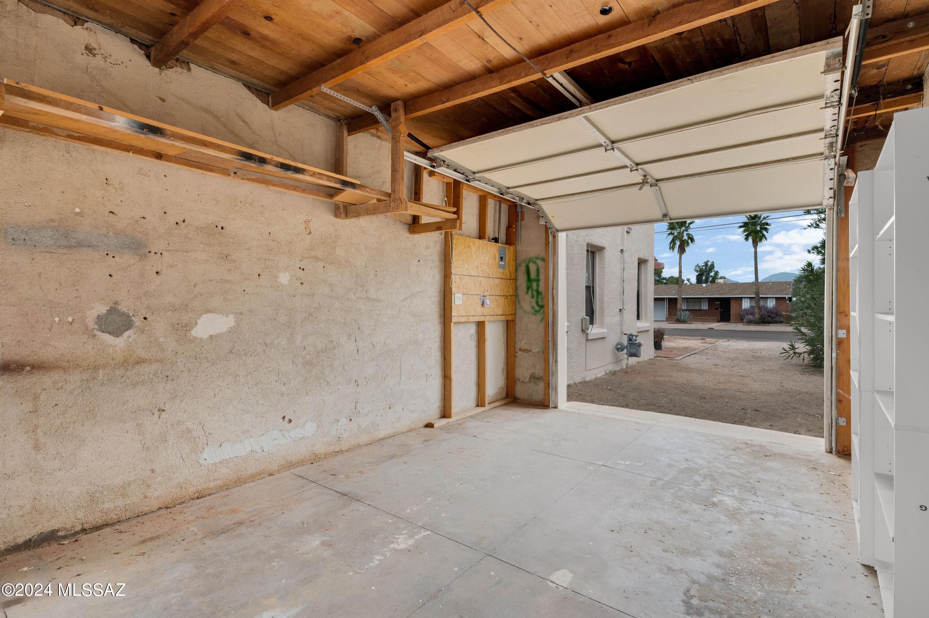 3438 E Bellevue Street