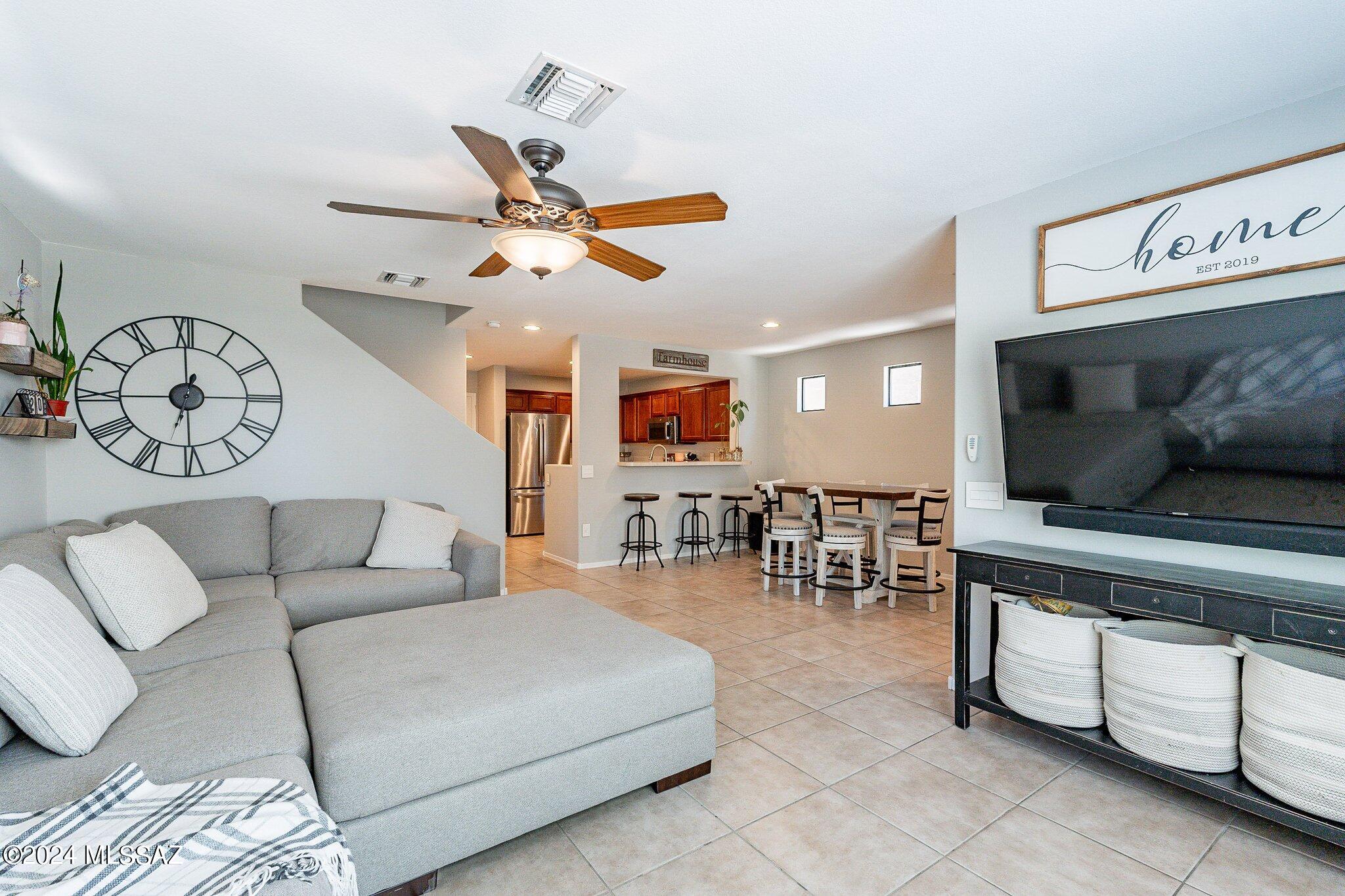 10619 E Pleasant Pasture Drive