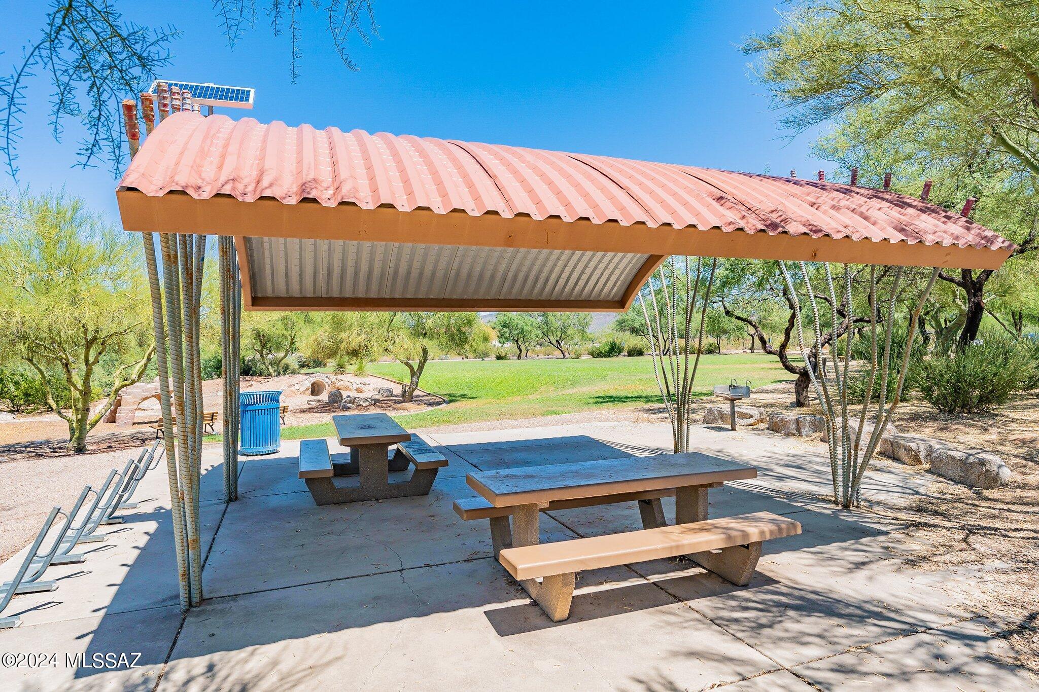 10619 E Pleasant Pasture Drive