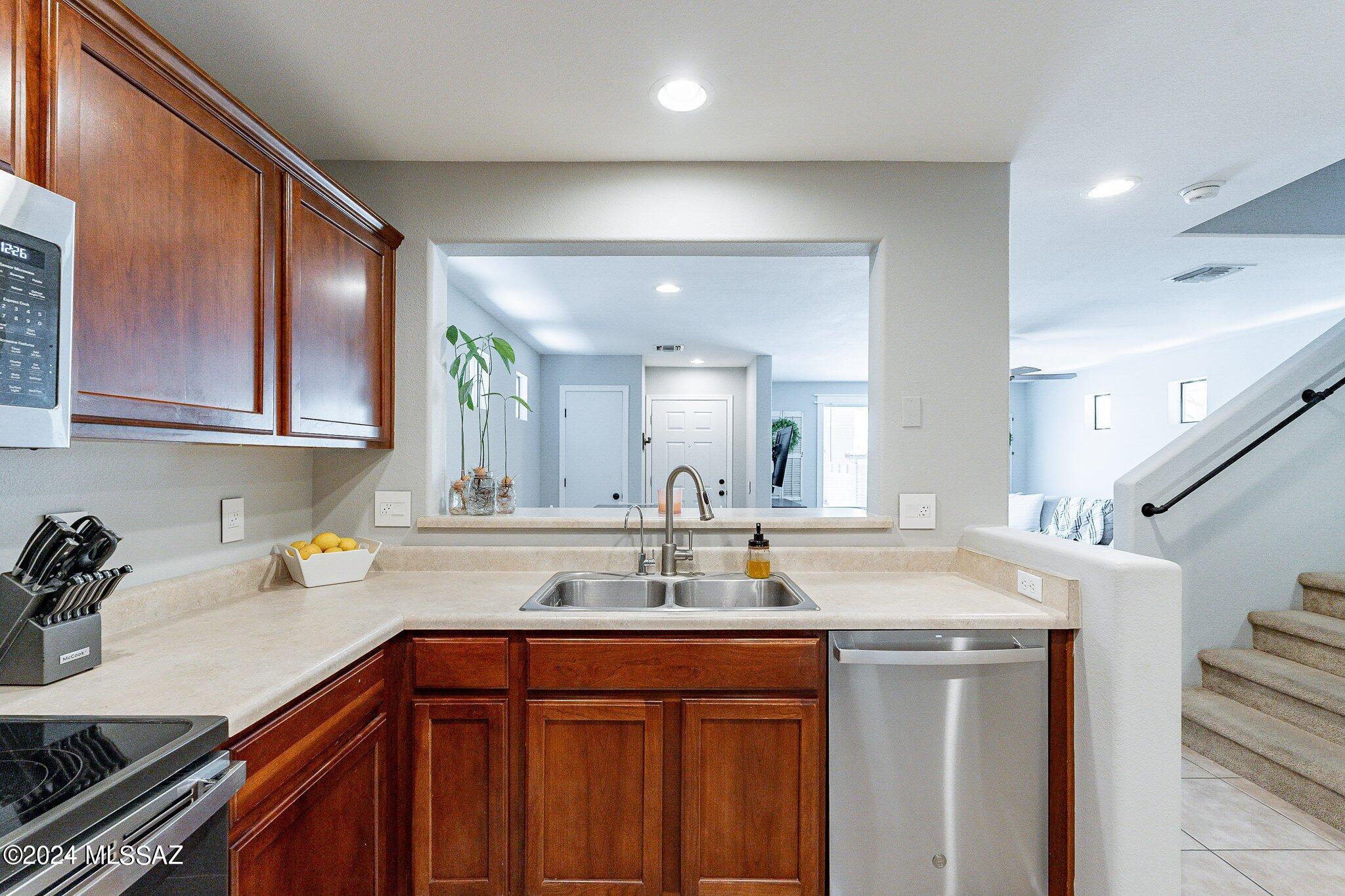 10619 E Pleasant Pasture Drive