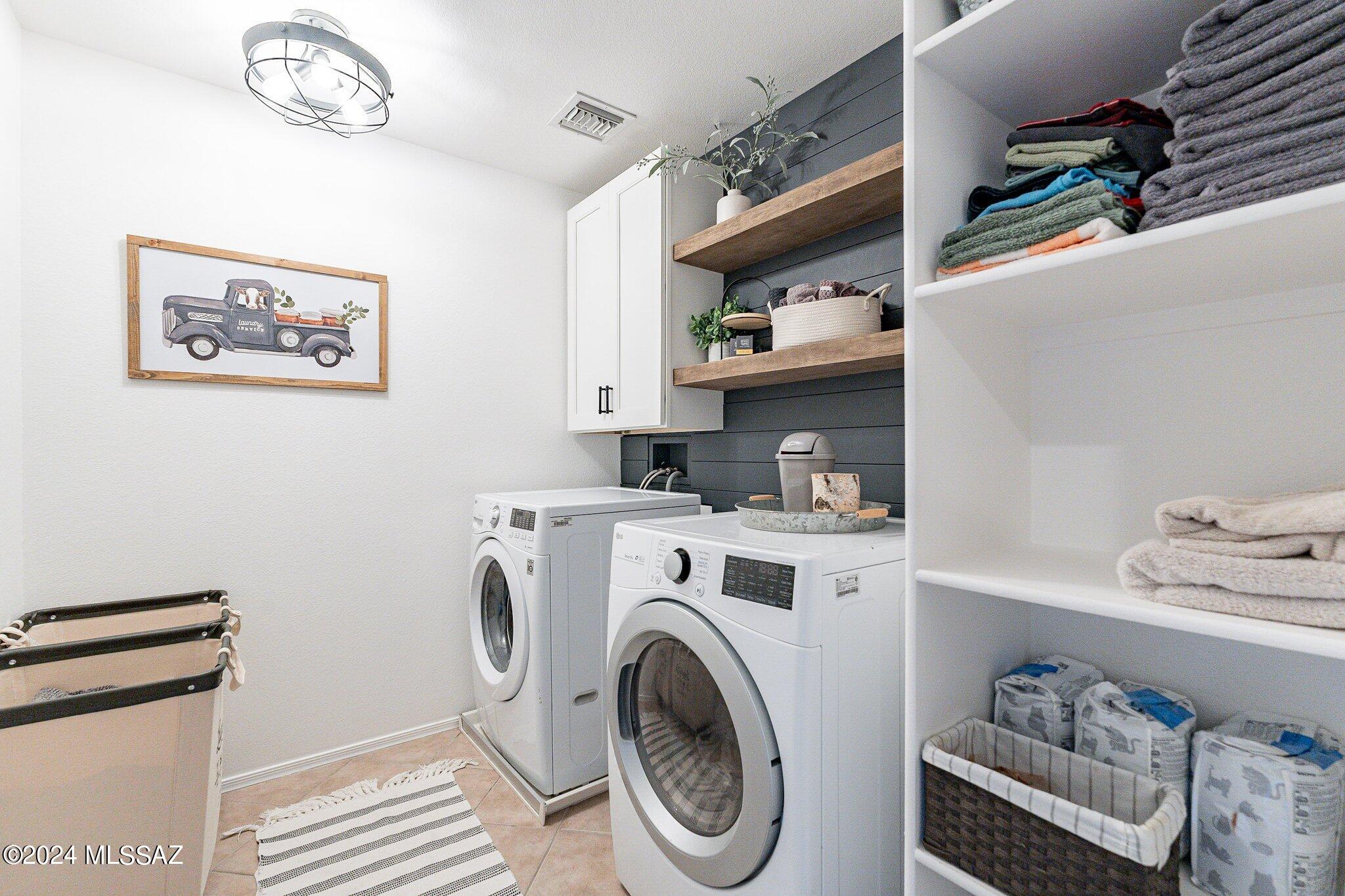 10619 E Pleasant Pasture Drive