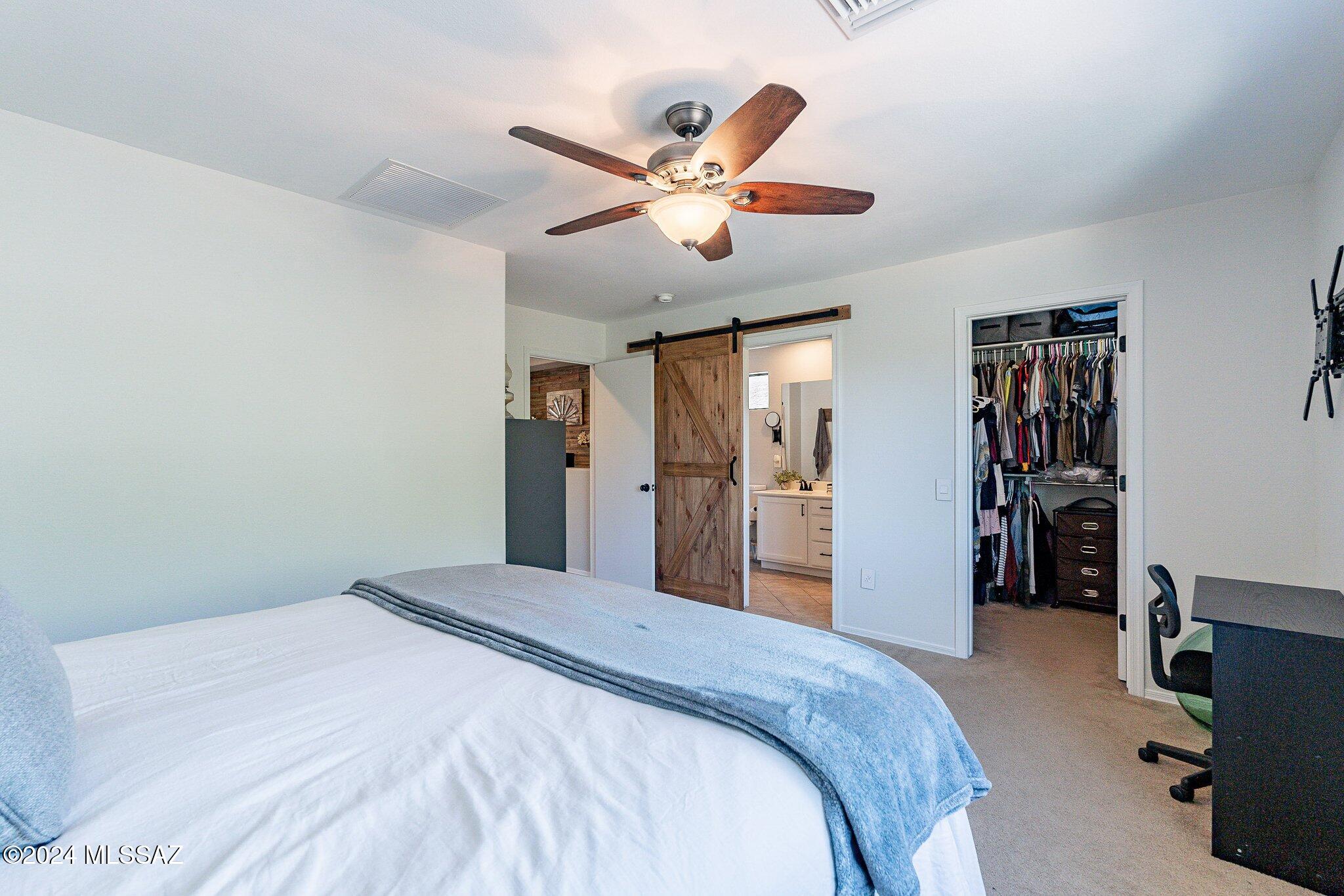 10619 E Pleasant Pasture Drive