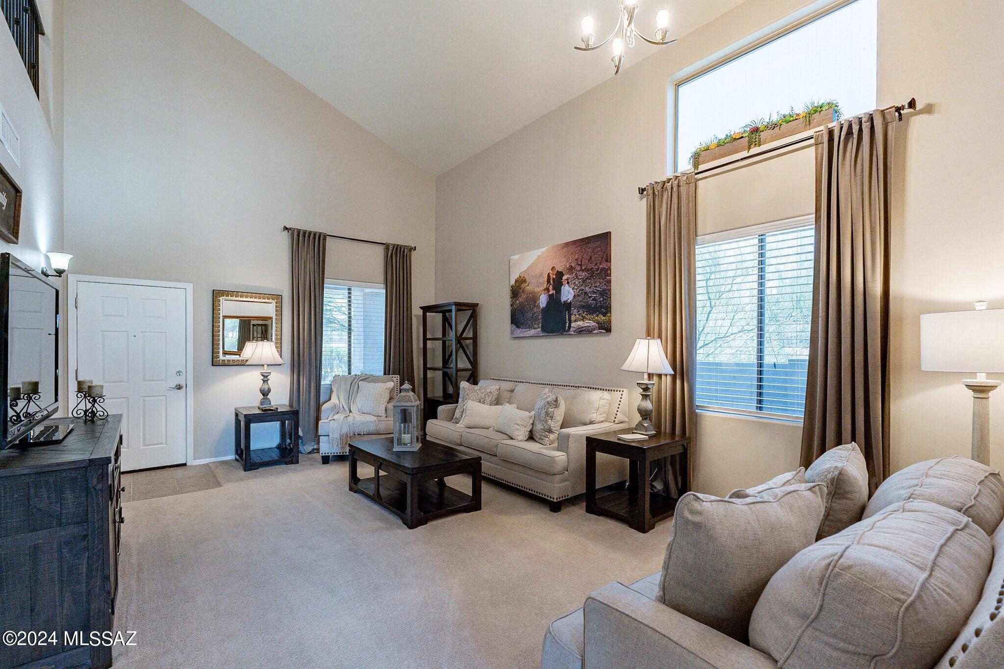 12911 E Red Iron Trail