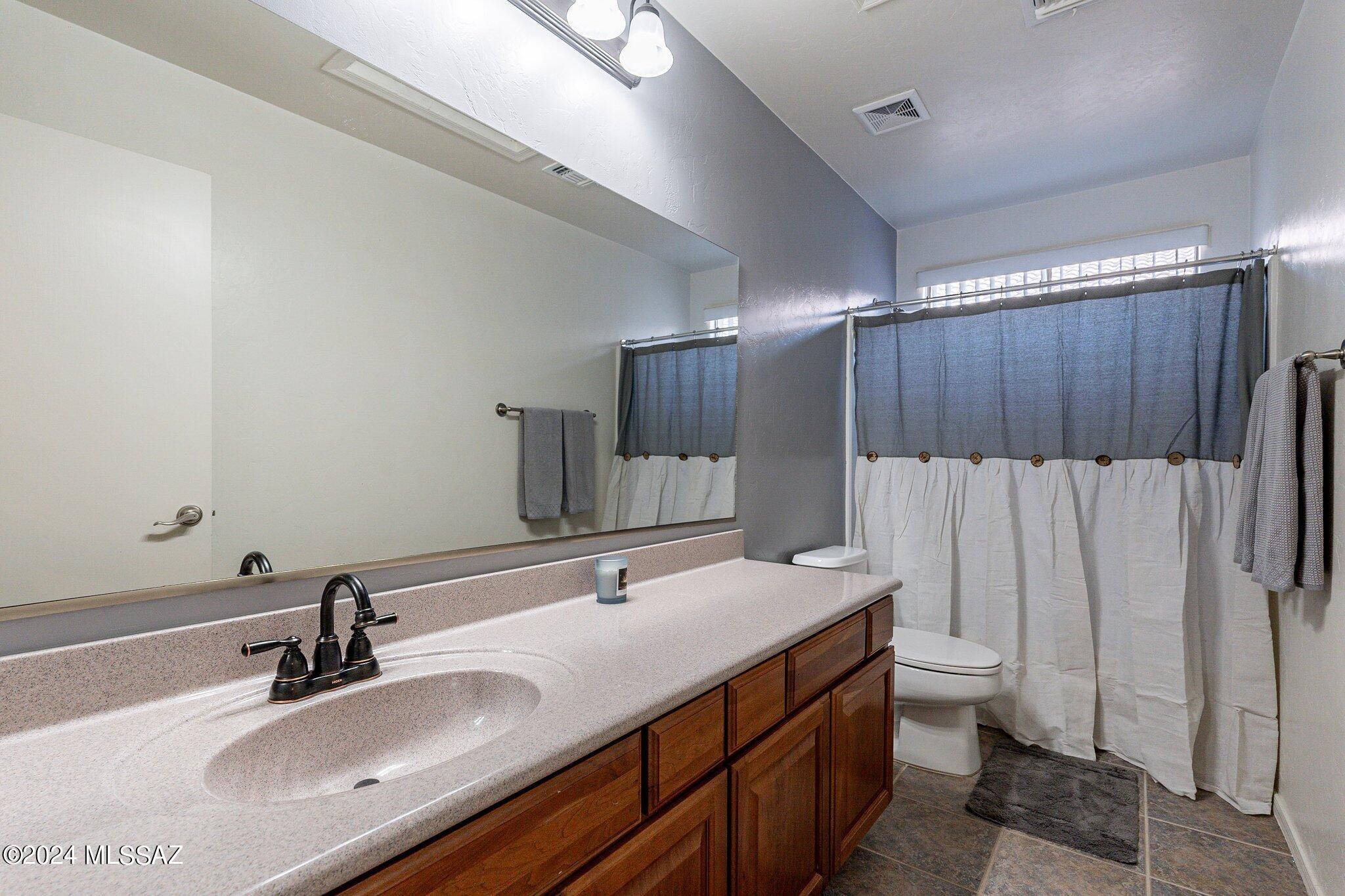 12911 E Red Iron Trail