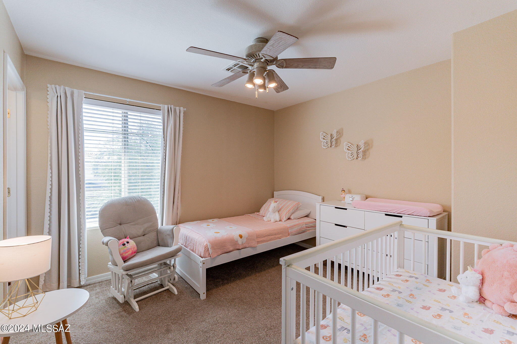 132 W Camino Rio Chiquito