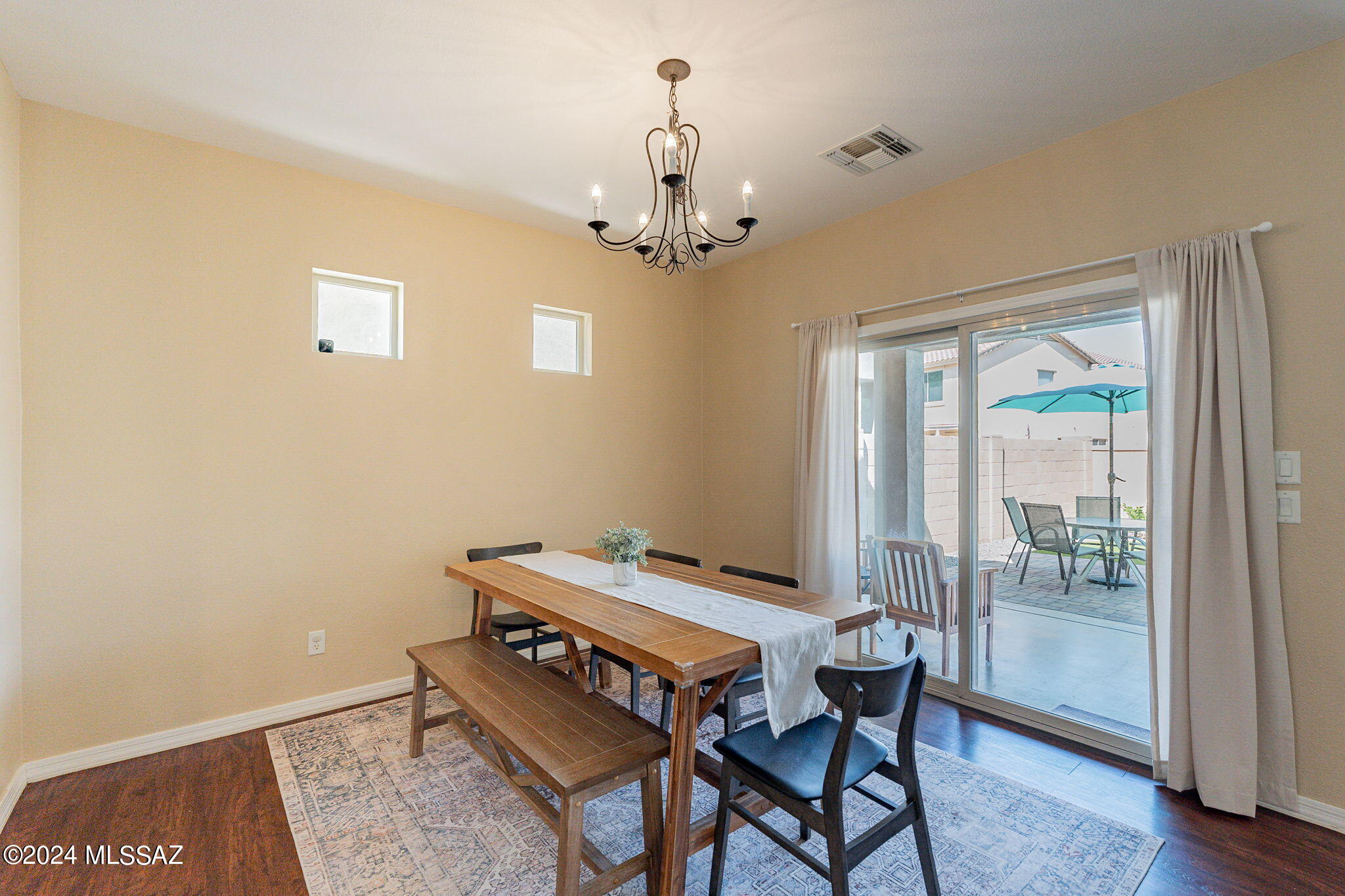 132 W Camino Rio Chiquito