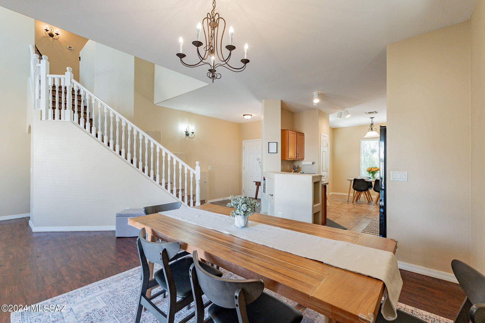 132 W Camino Rio Chiquito