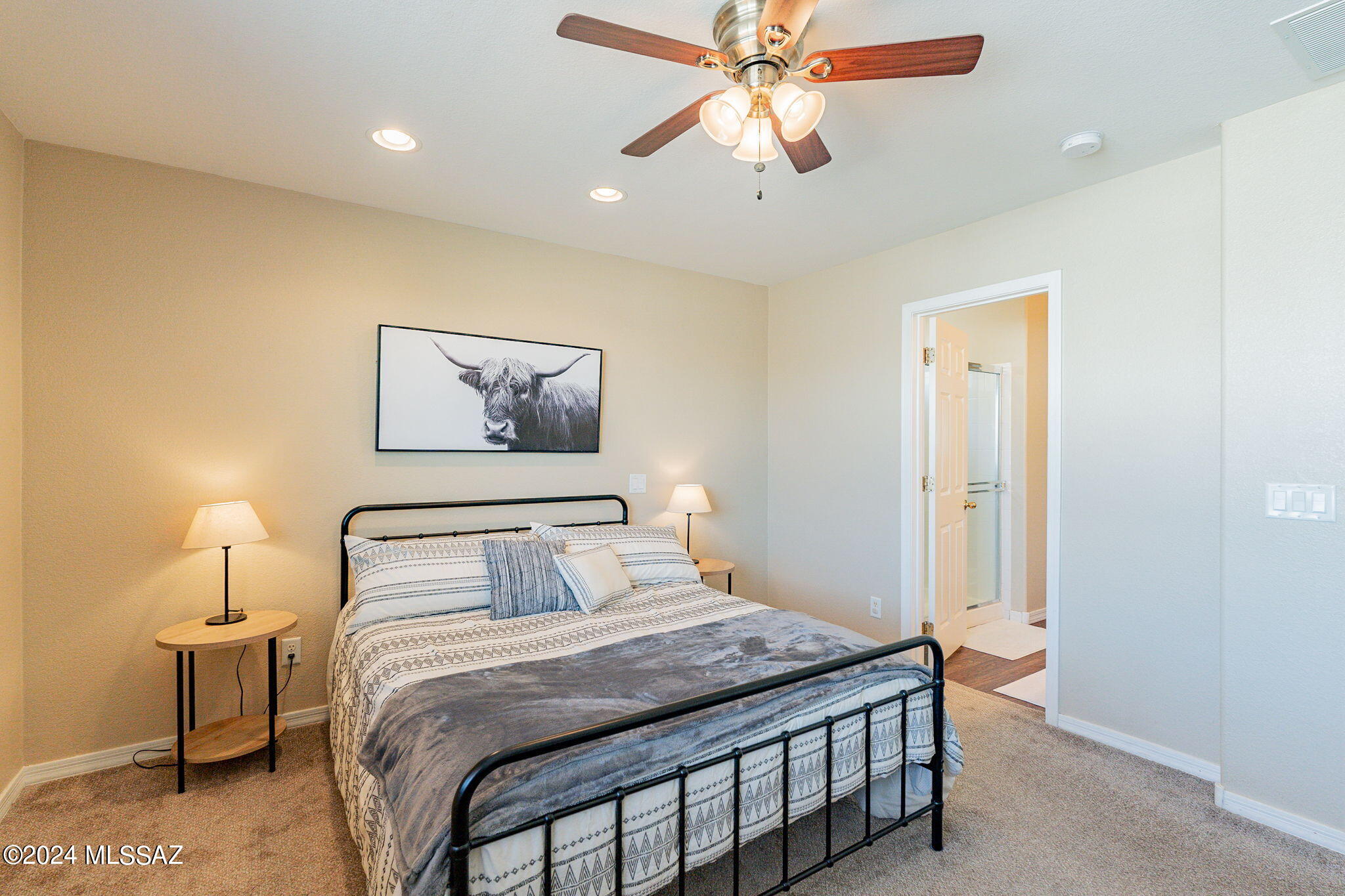 132 W Camino Rio Chiquito