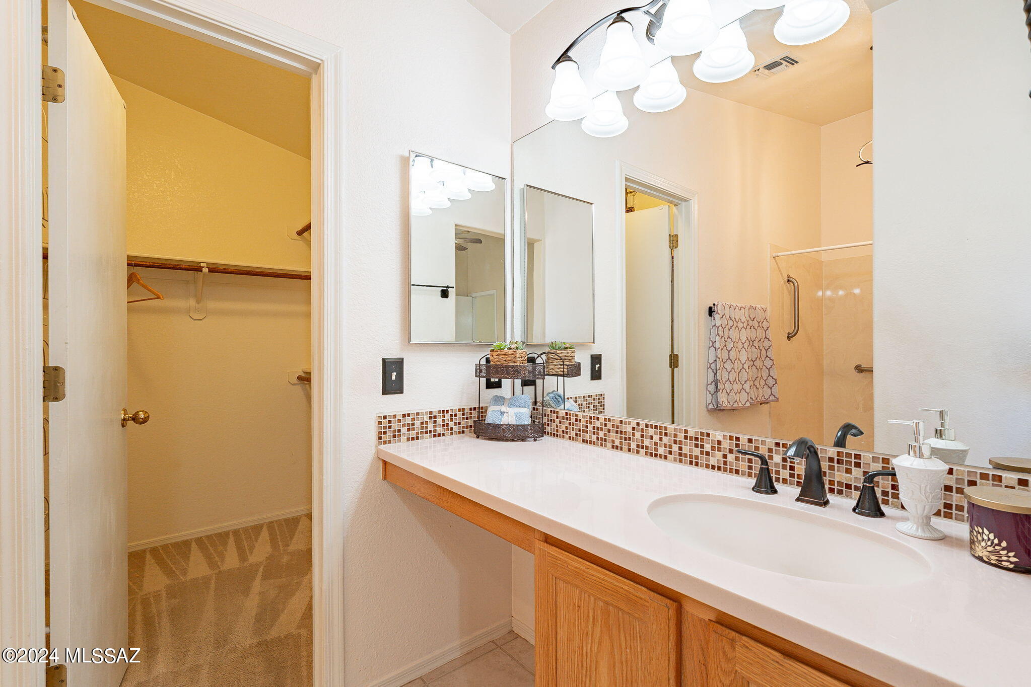 9595 E Vendela Street