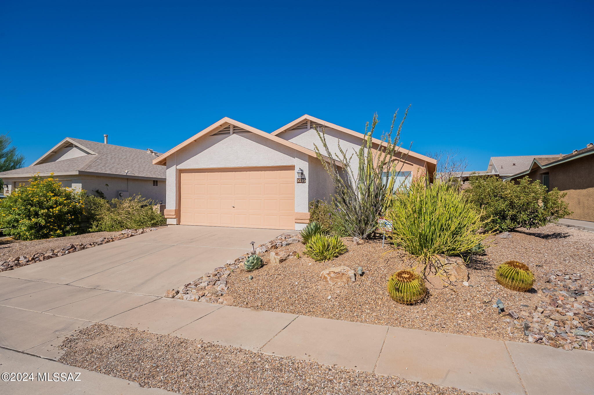 9595 E Vendela Street