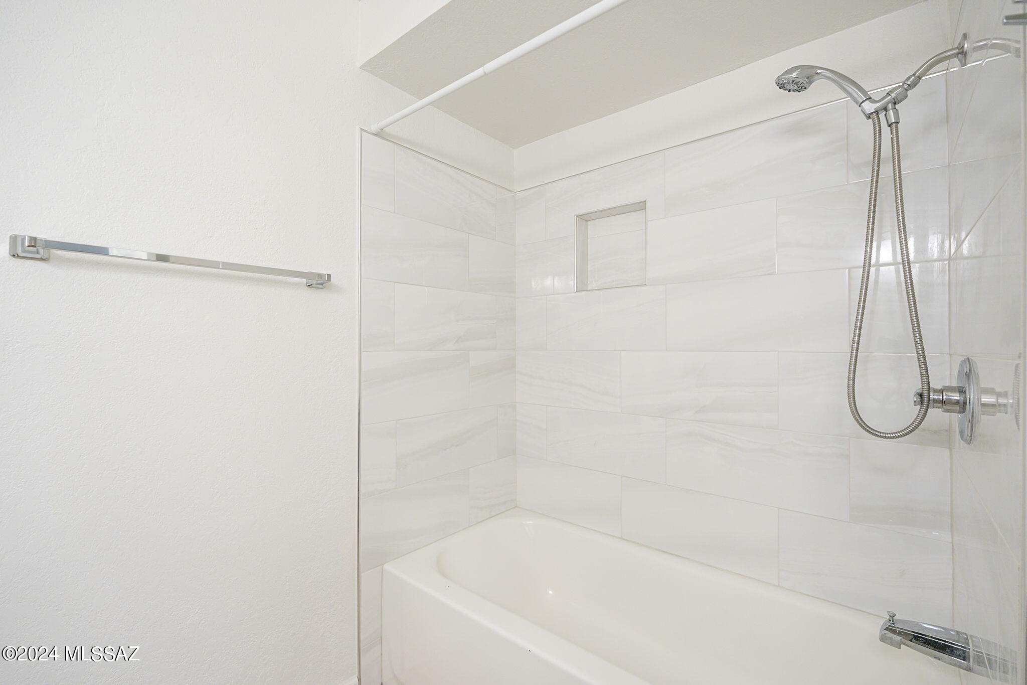 10570 E Placita Diego