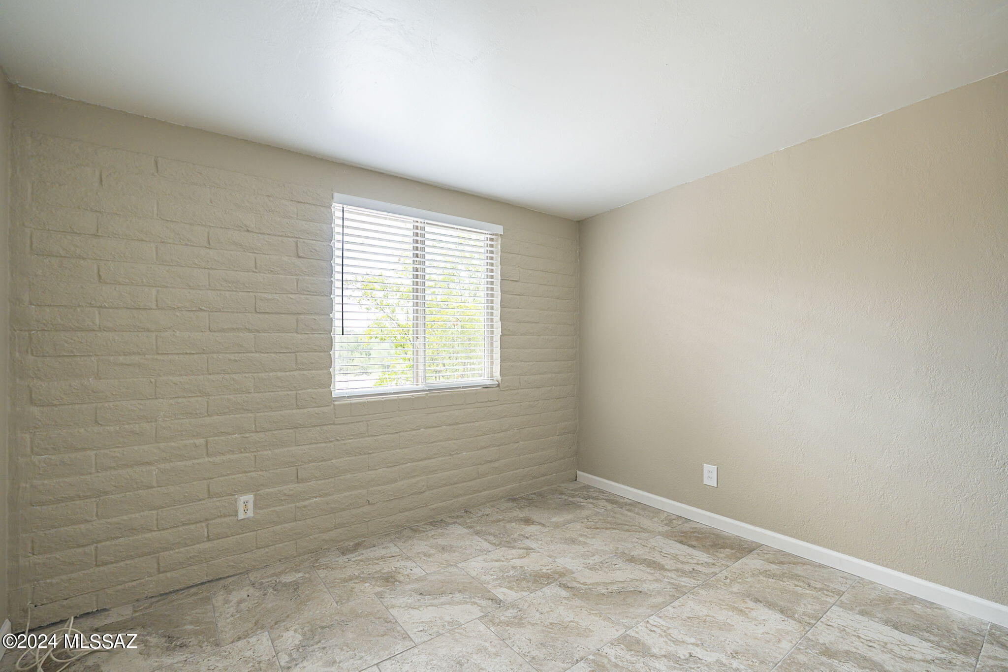 10570 E Placita Diego