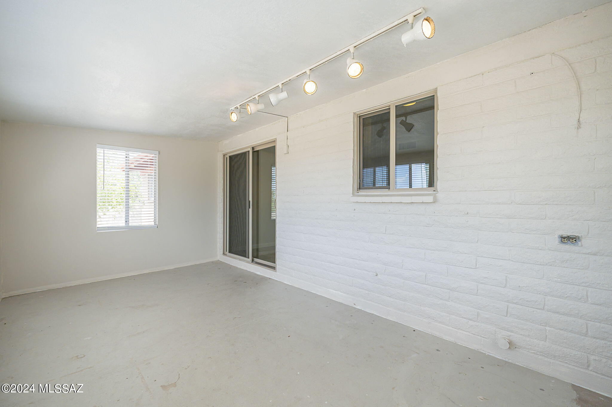 10570 E Placita Diego