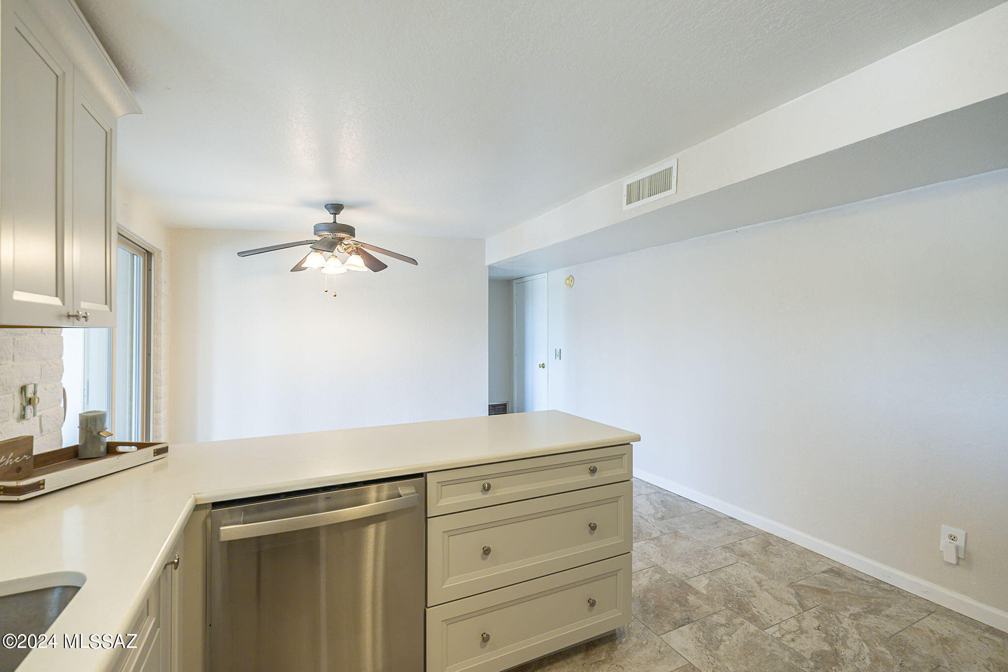 10570 E Placita Diego