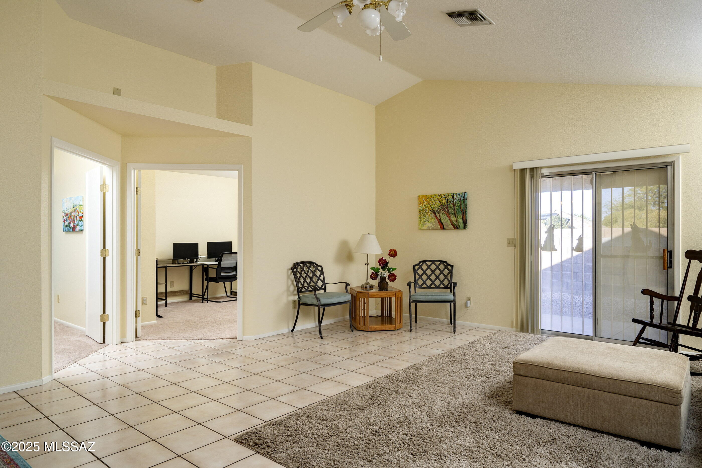 1181 N Chamberlain Place