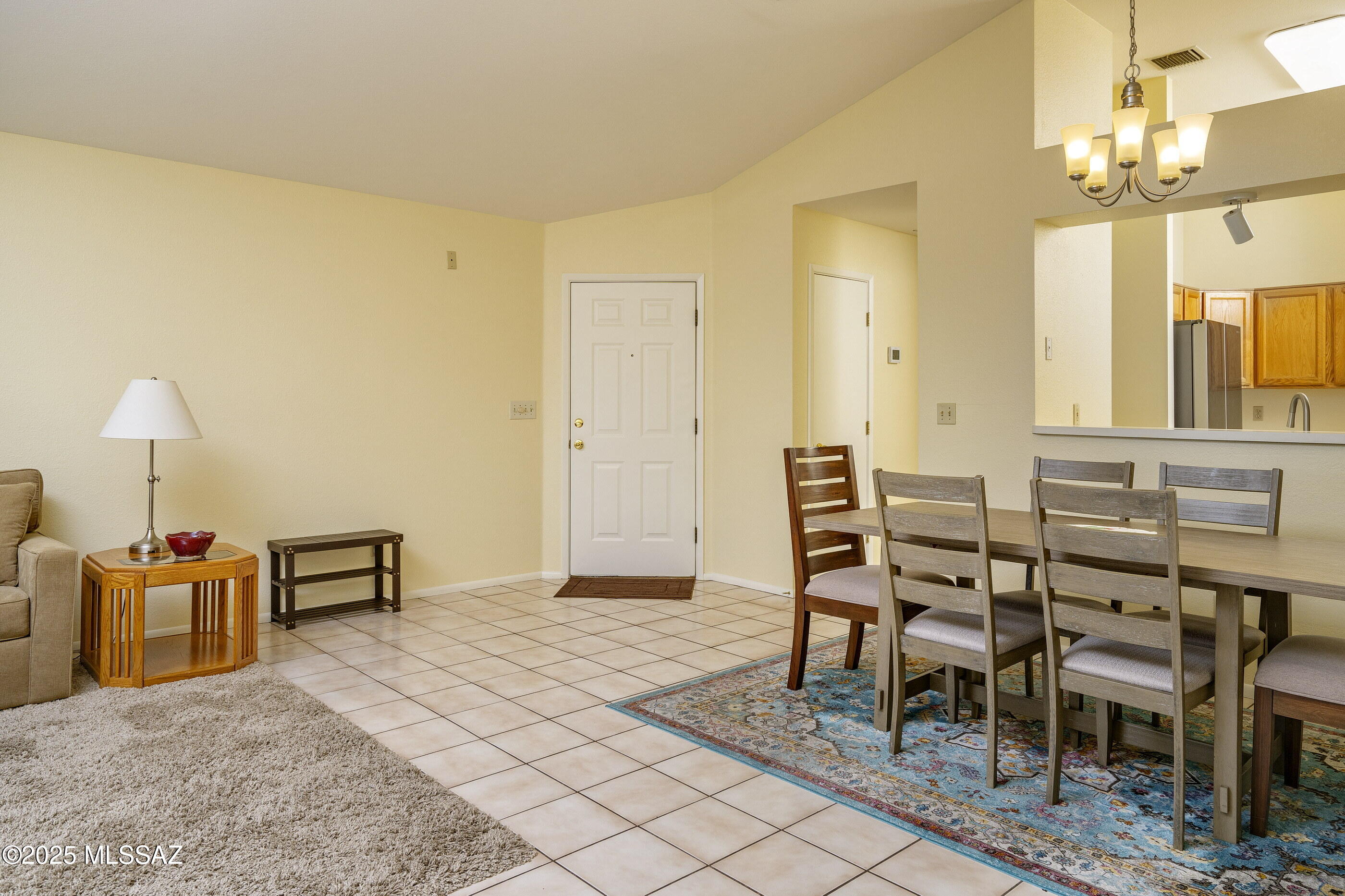 1181 N Chamberlain Place