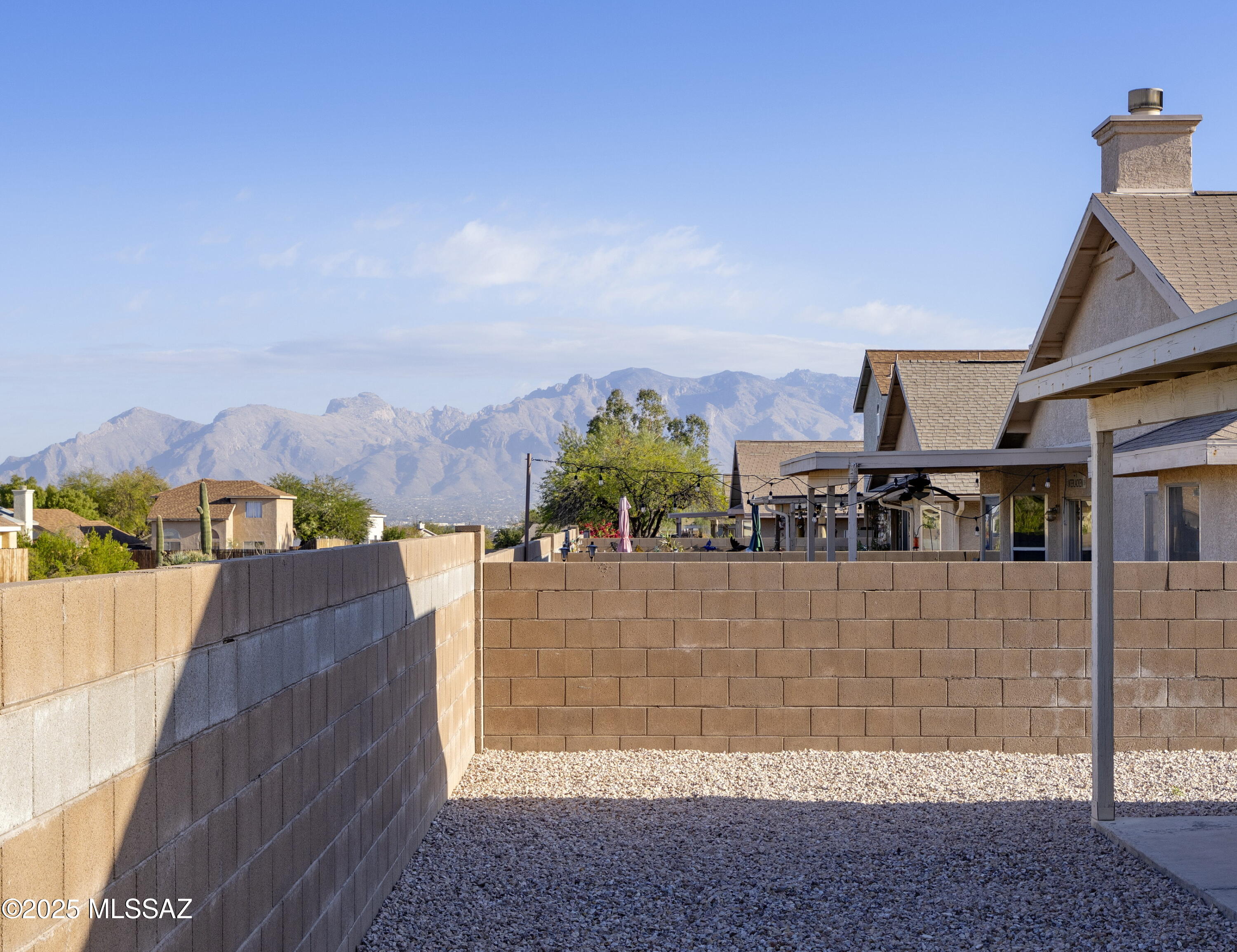 1181 N Chamberlain Place