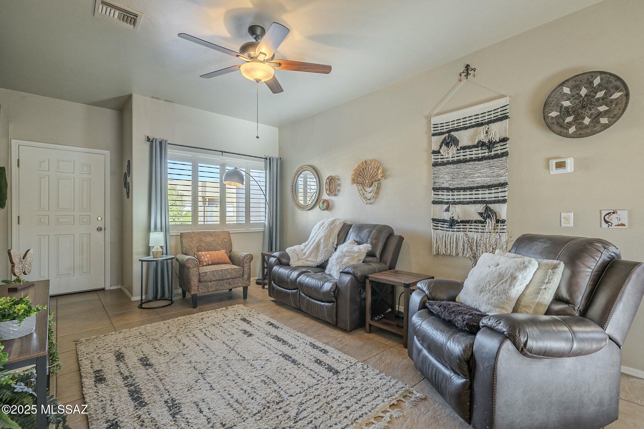 3765 S Calle Rambles