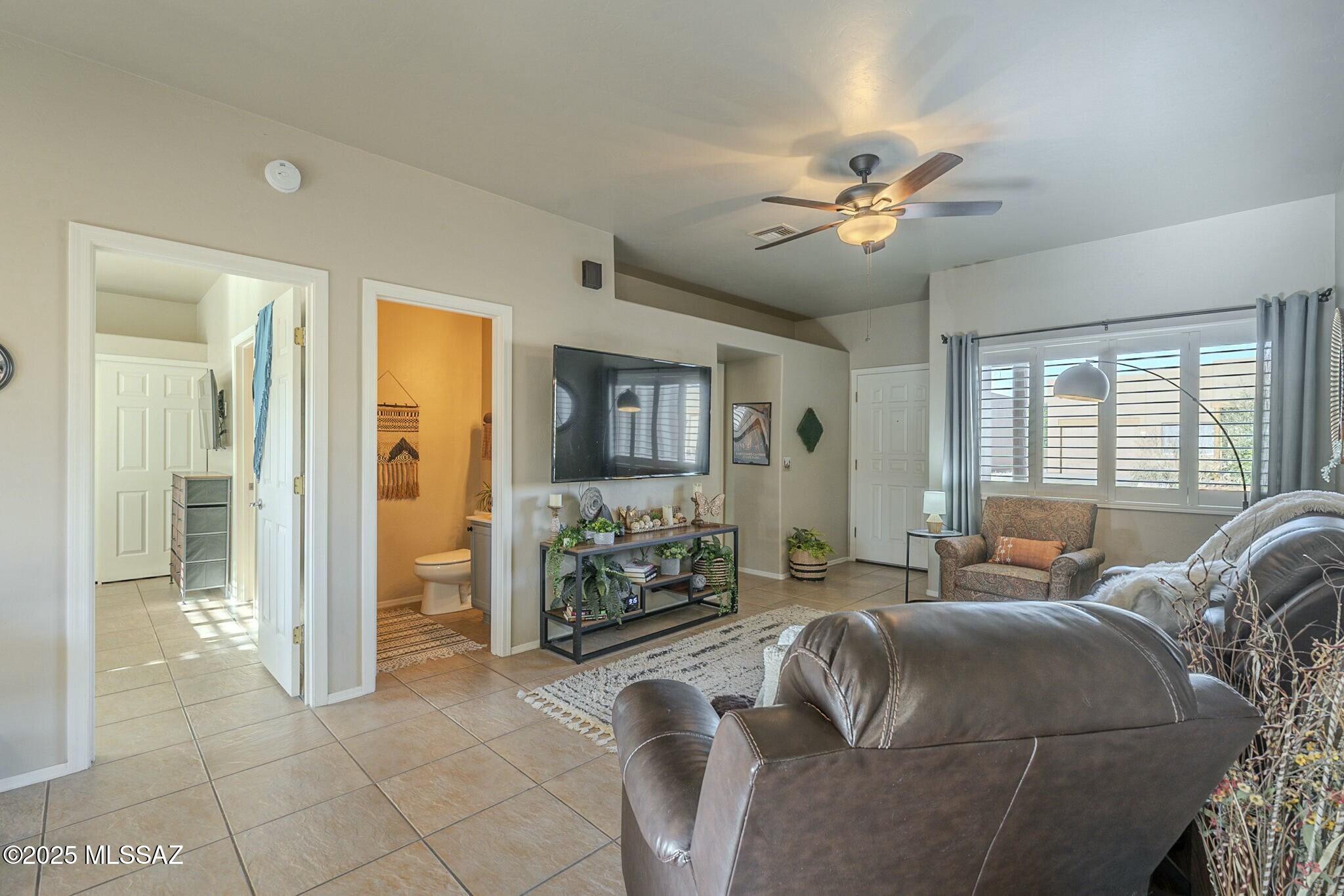 3765 S Calle Rambles