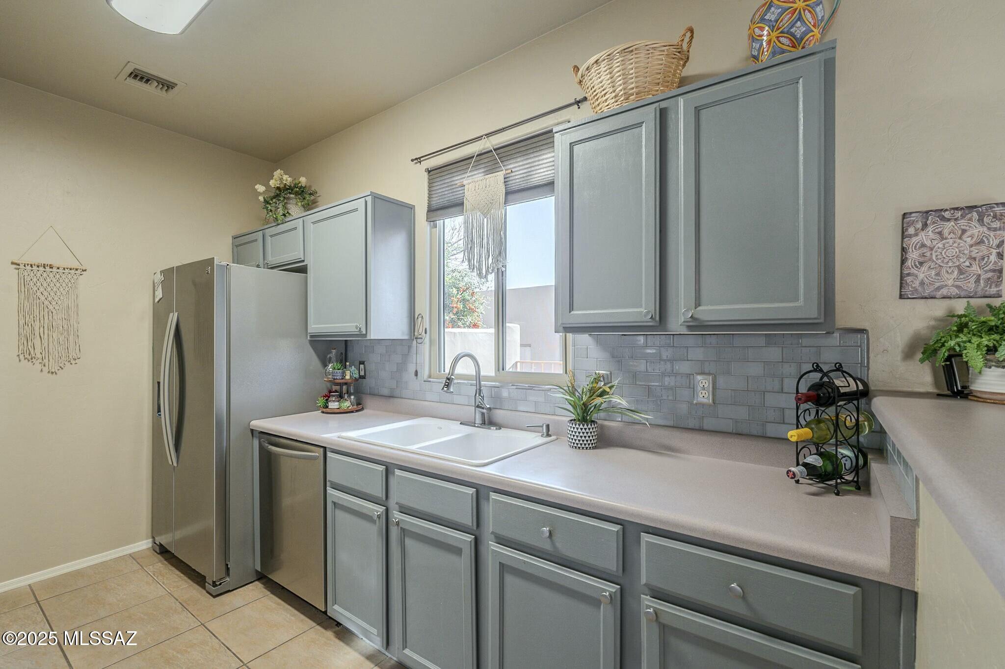 3765 S Calle Rambles
