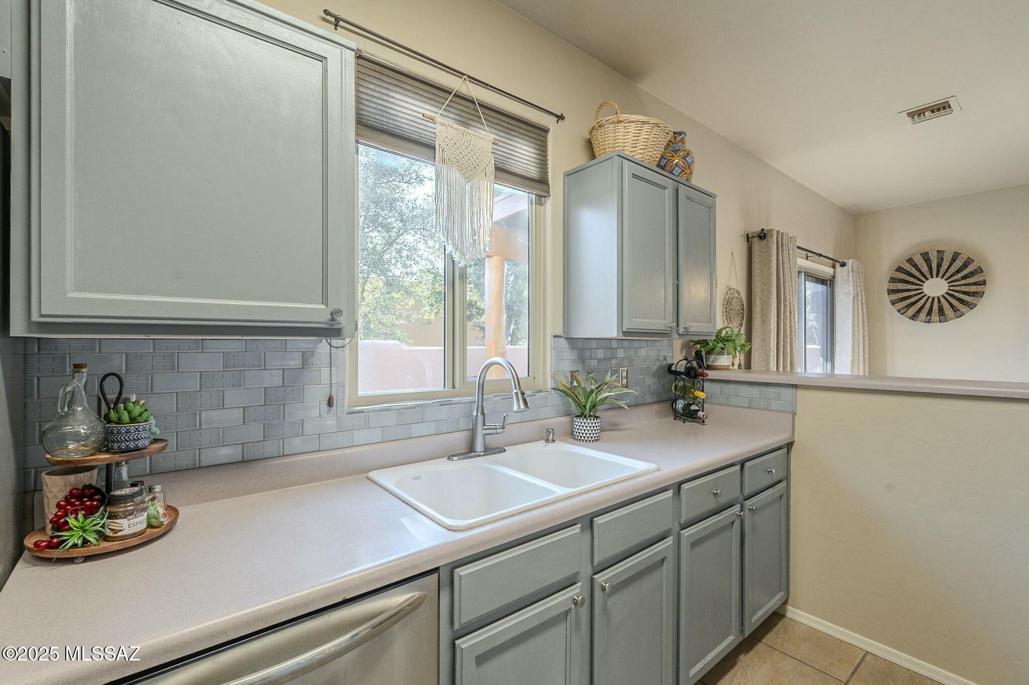 3765 S Calle Rambles