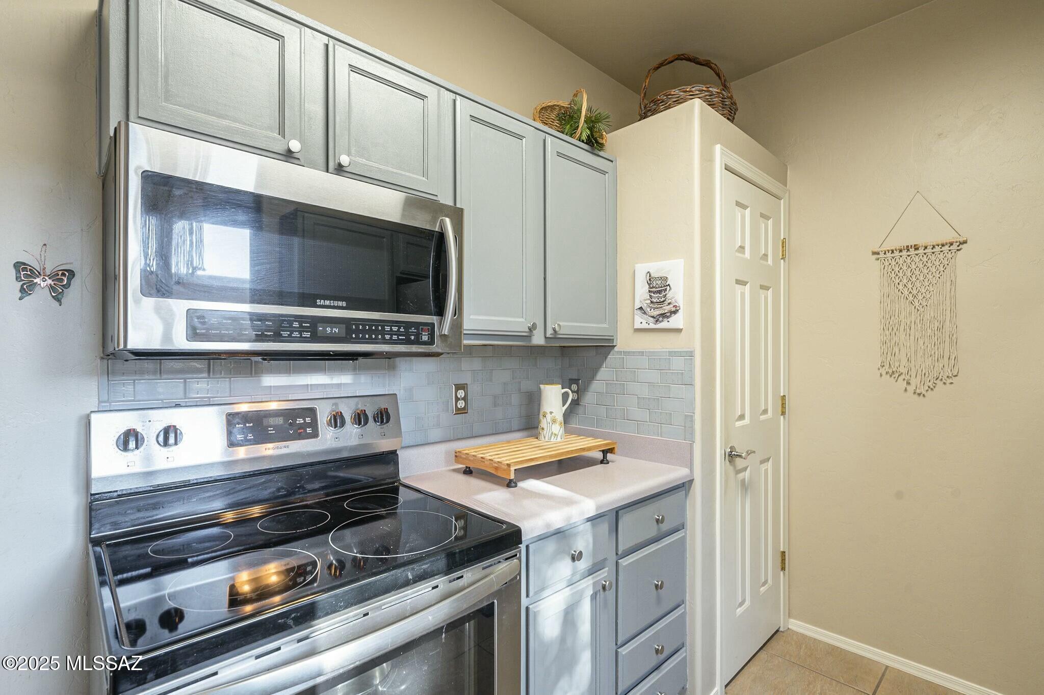 3765 S Calle Rambles
