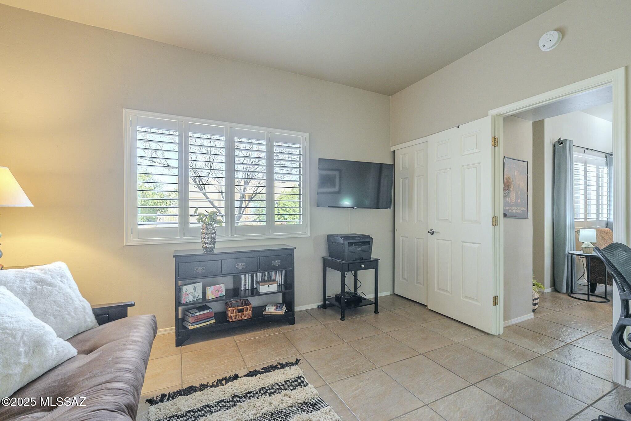 3765 S Calle Rambles