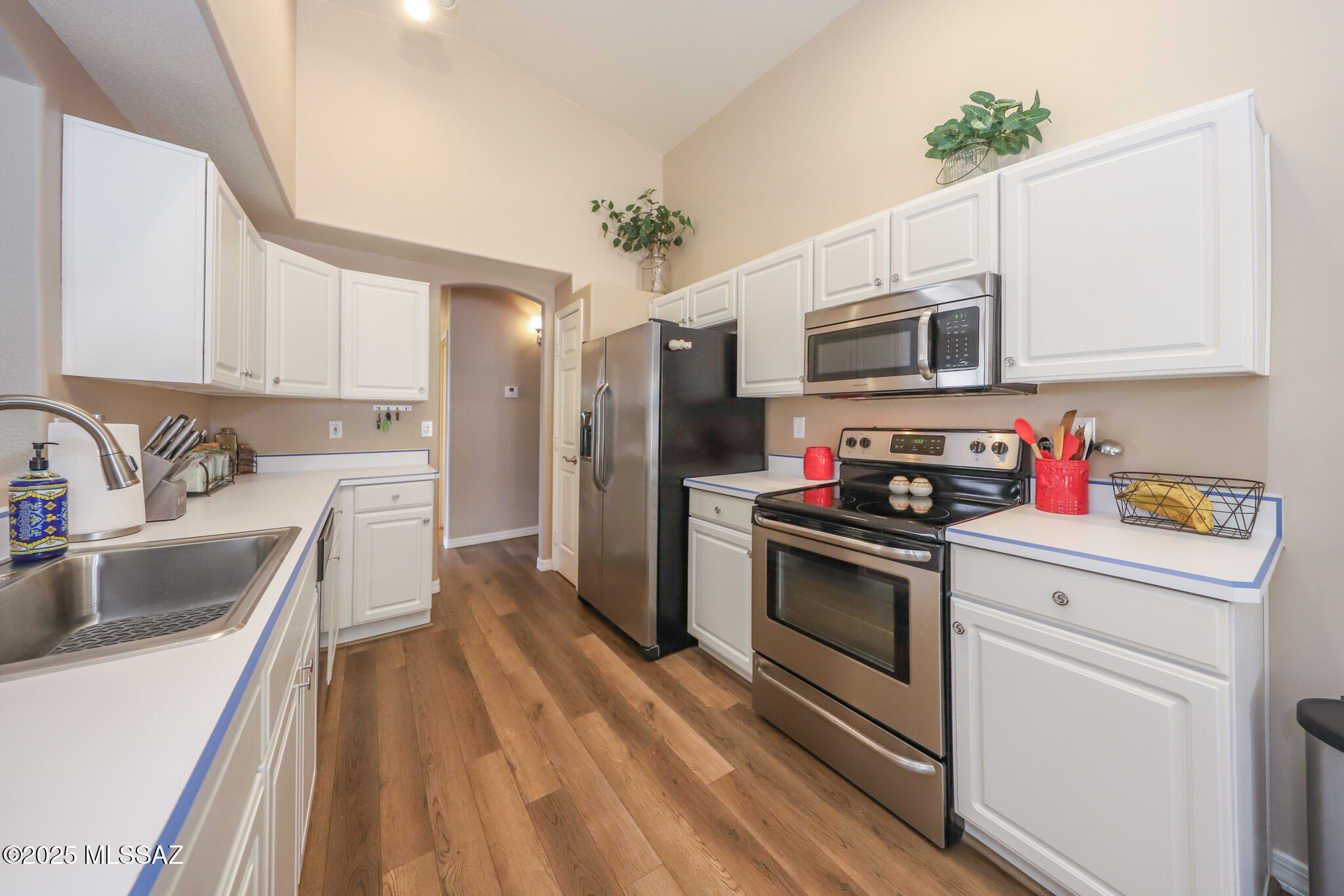 216 S London Station Road