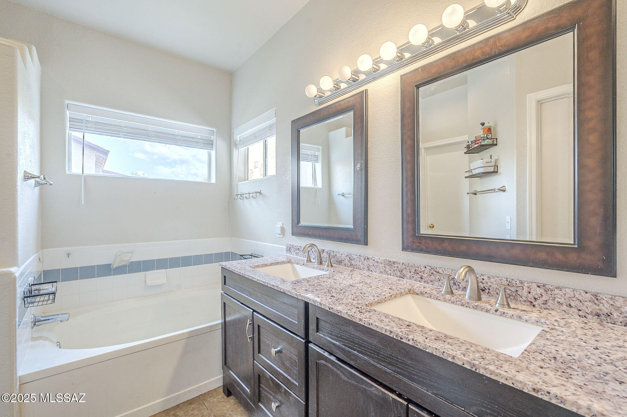 4701 S Barrington Place