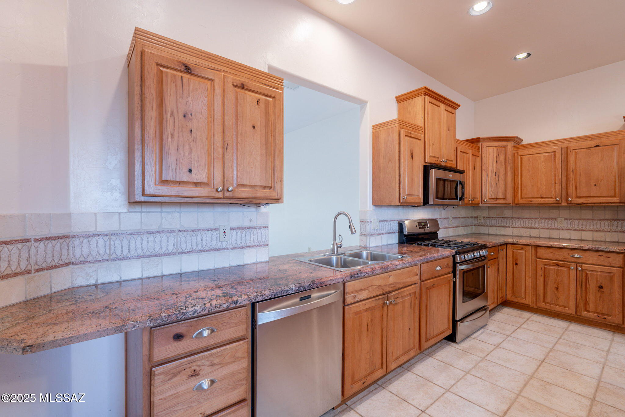 1531 W Placita Rio Pecos