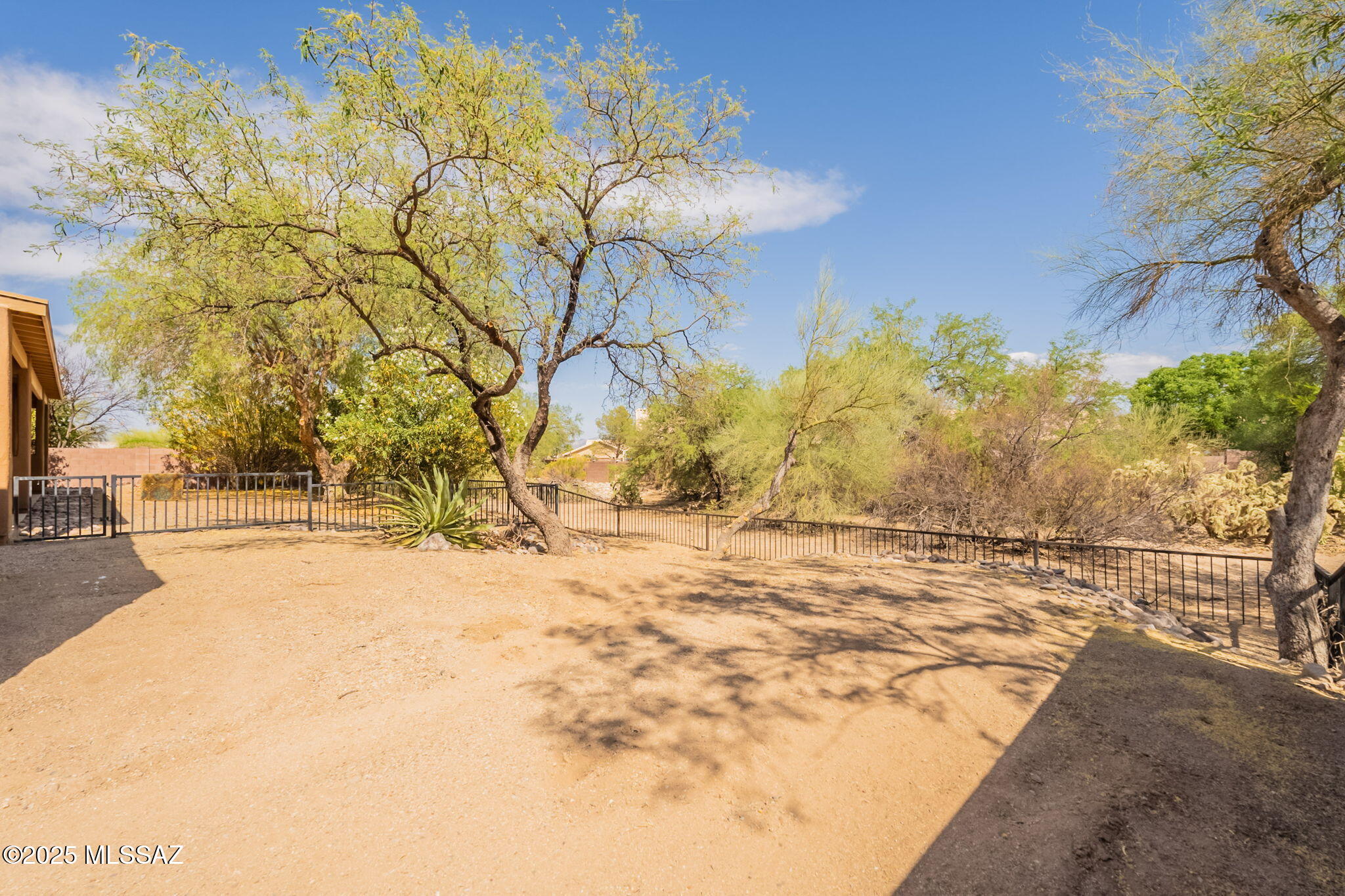 1531 W Placita Rio Pecos