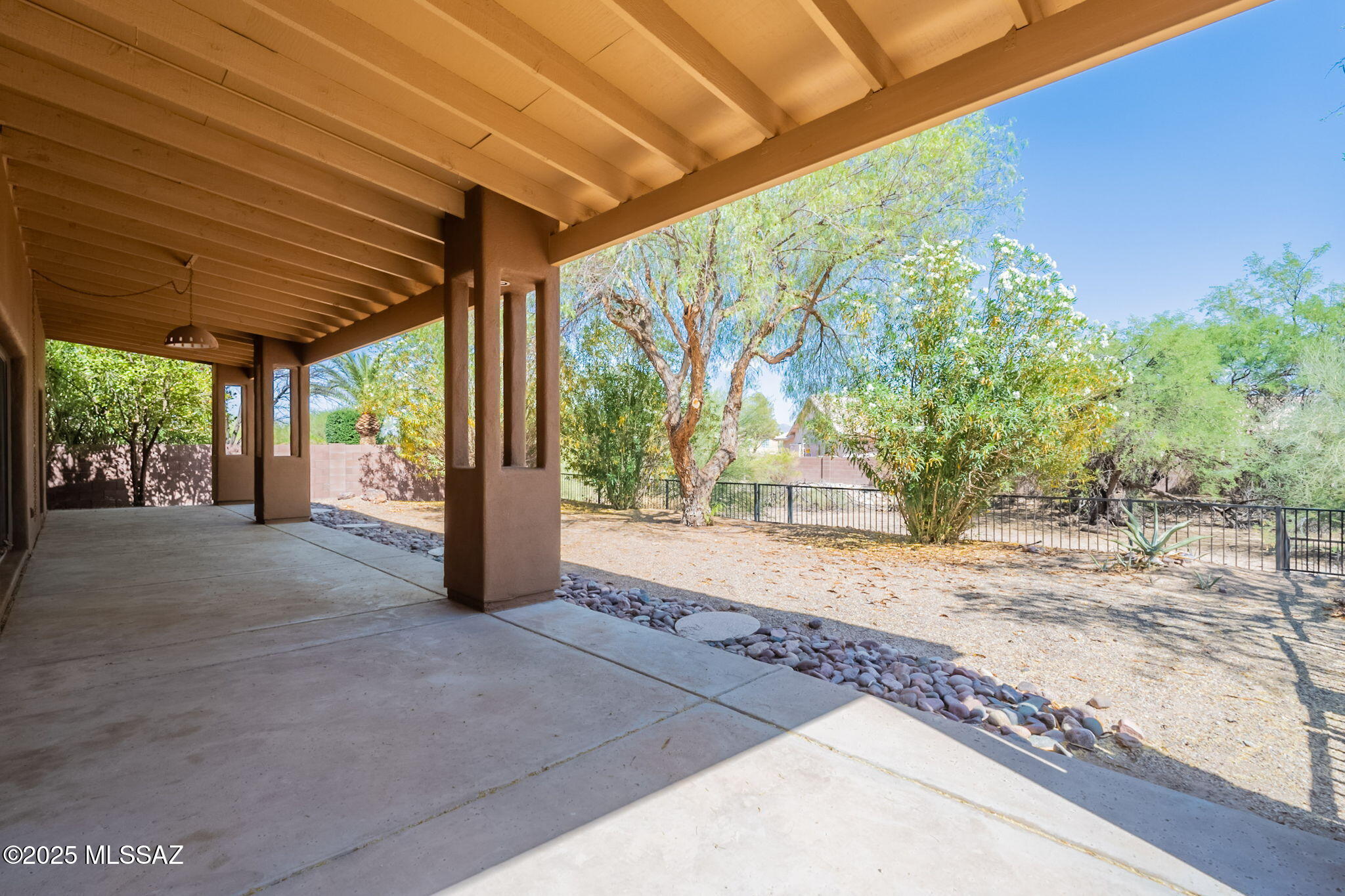 1531 W Placita Rio Pecos