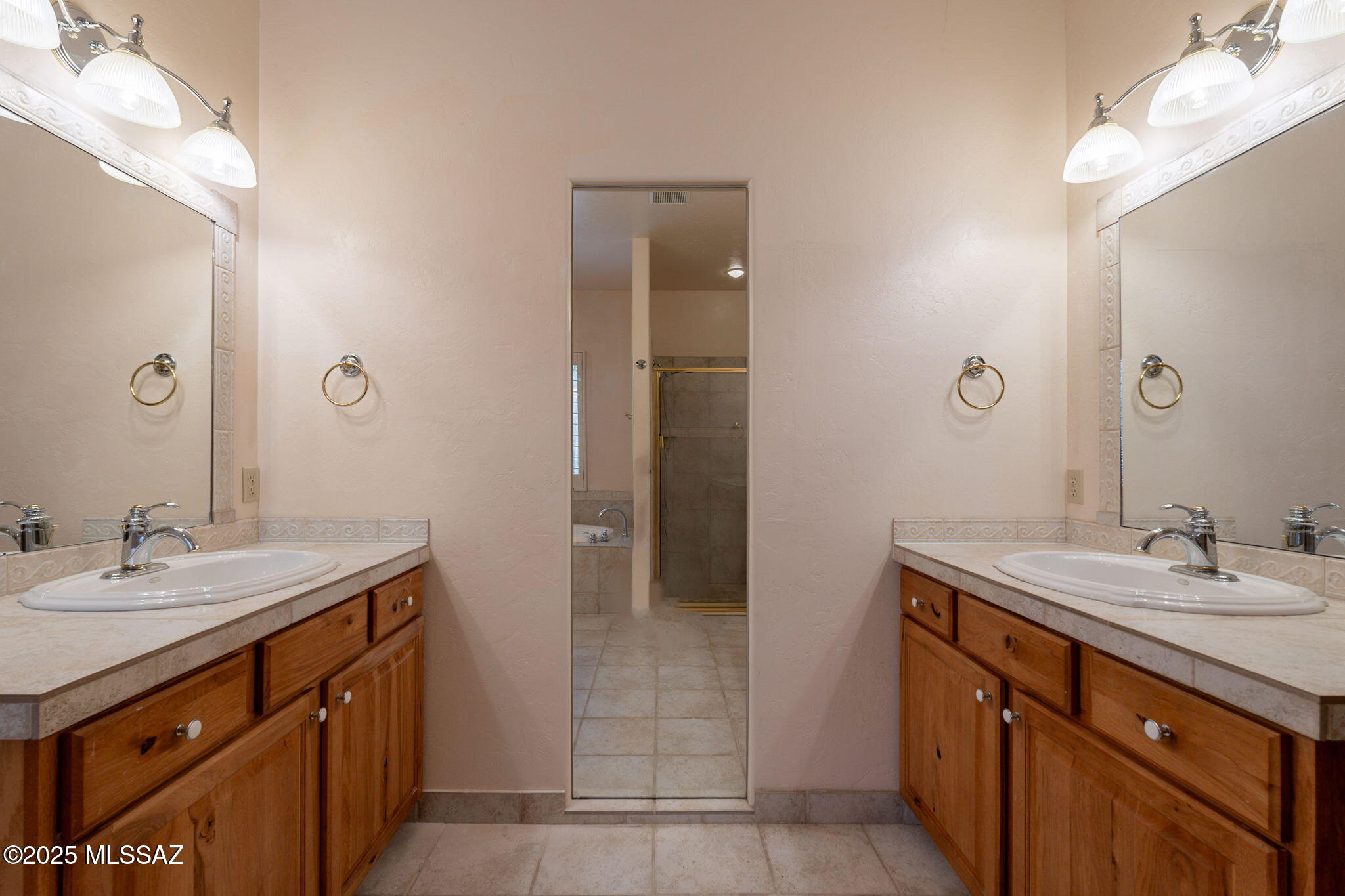 1531 W Placita Rio Pecos