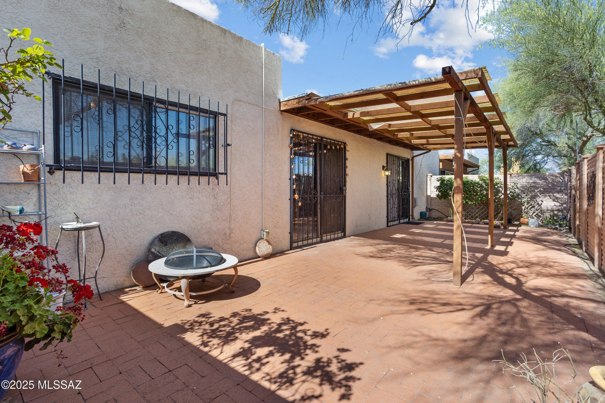 9350 E Speedway Boulevard UNIT 6
