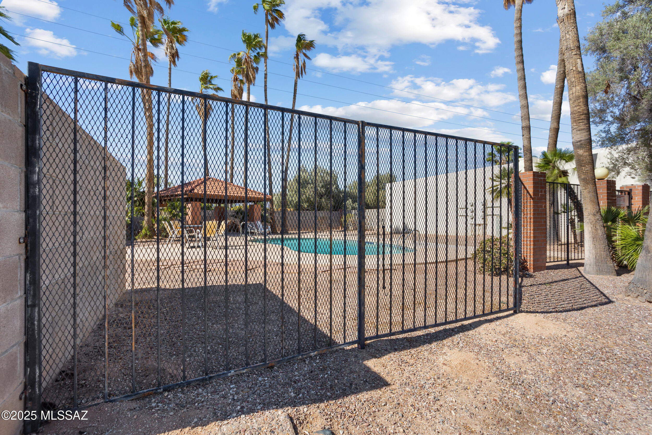 9350 E Speedway Boulevard UNIT 6