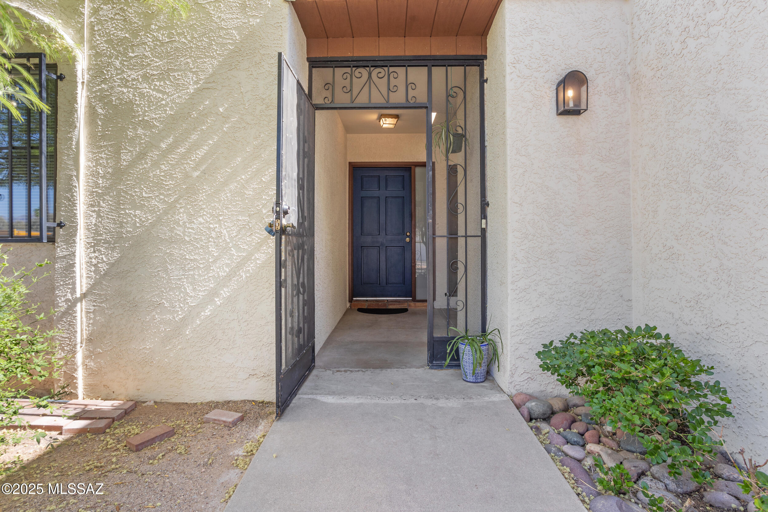 9350 E Speedway Boulevard UNIT 6