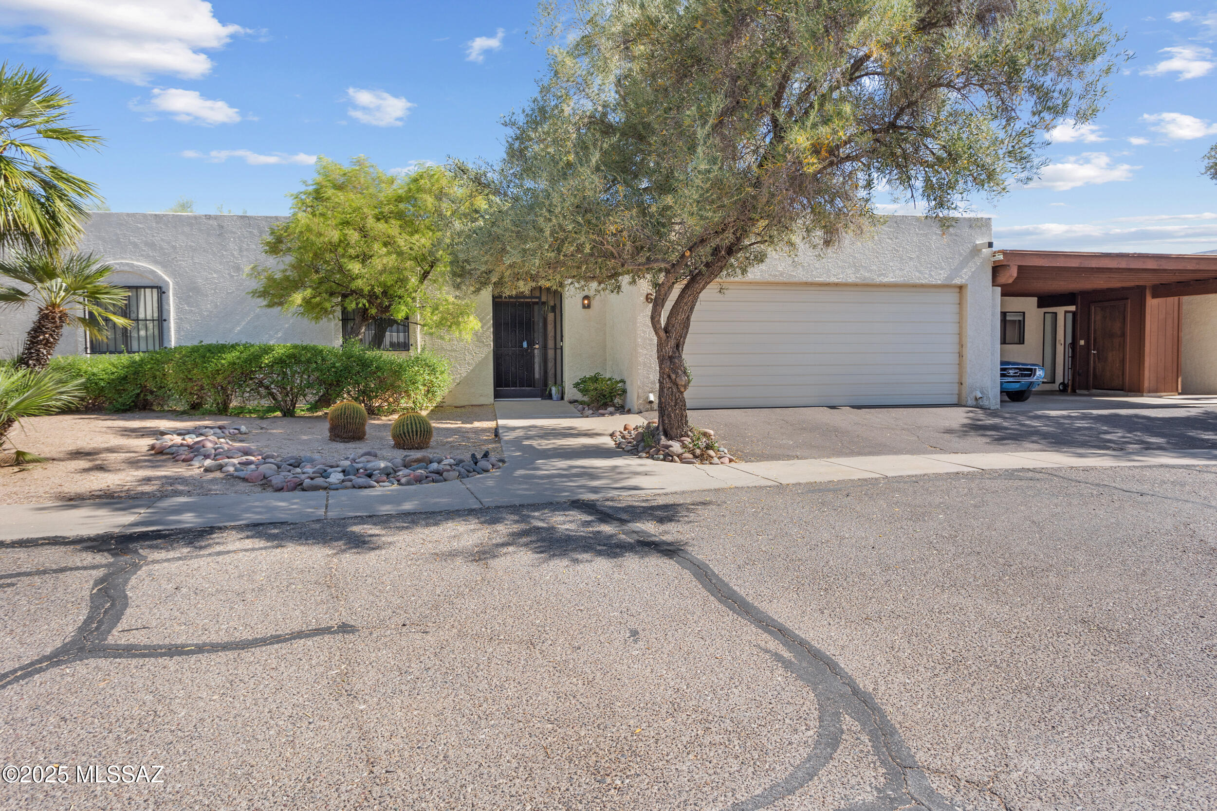 9350 E Speedway Boulevard UNIT 6