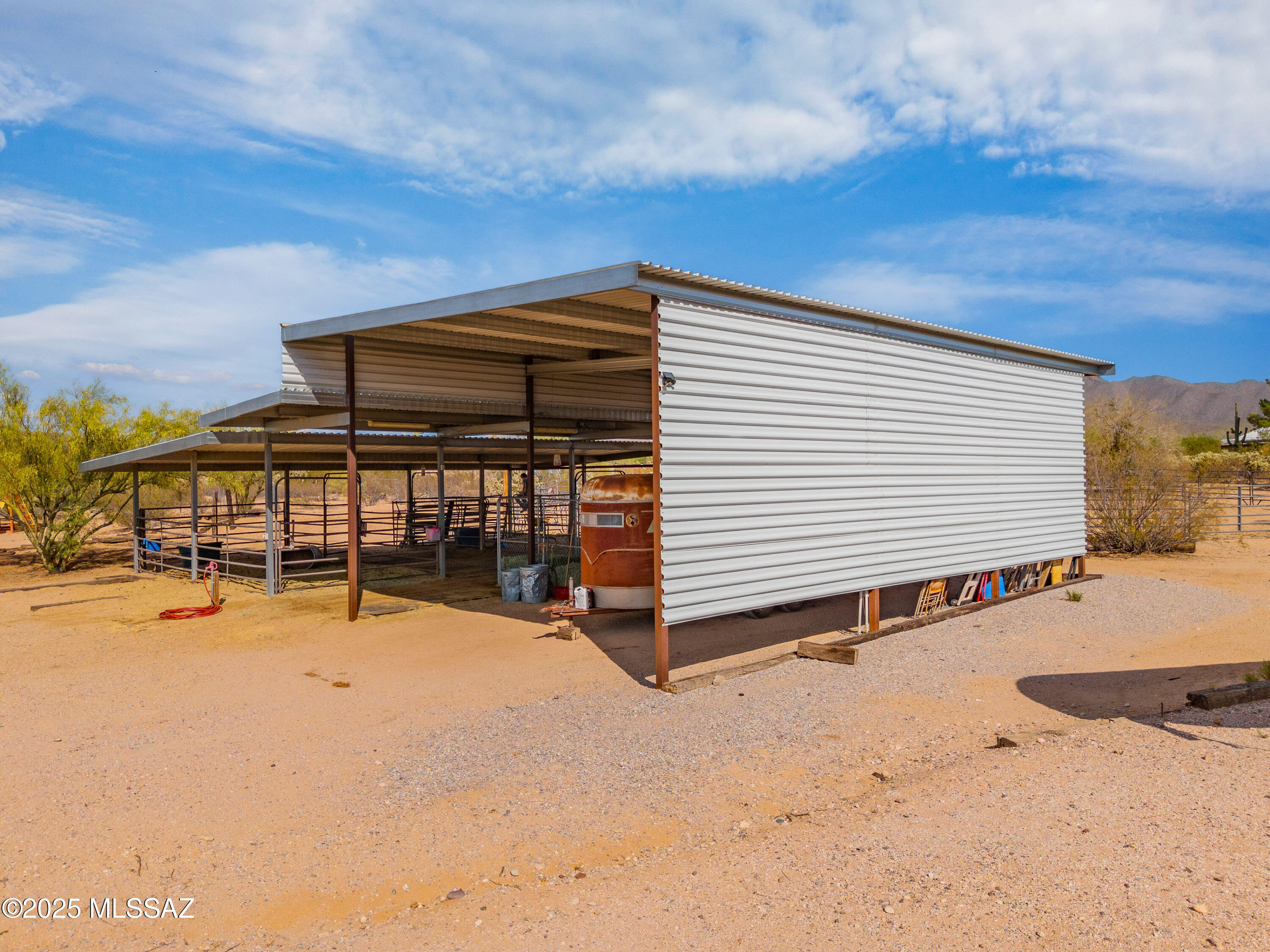 11265 W Orange Grove Road